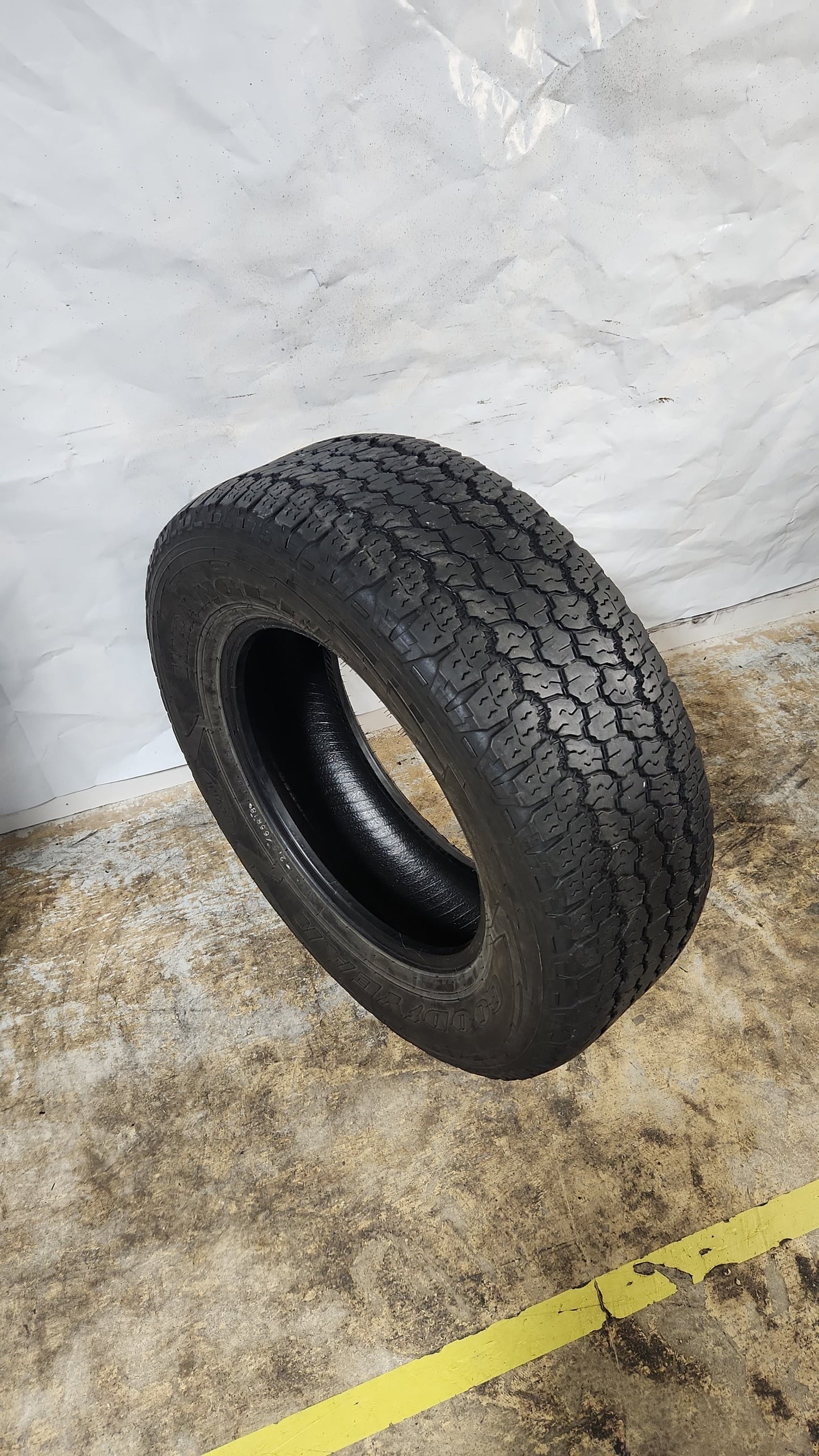 Used Tire - 275/65R18 Goodyear Wrangler All-Terrain Adventure Kevlar