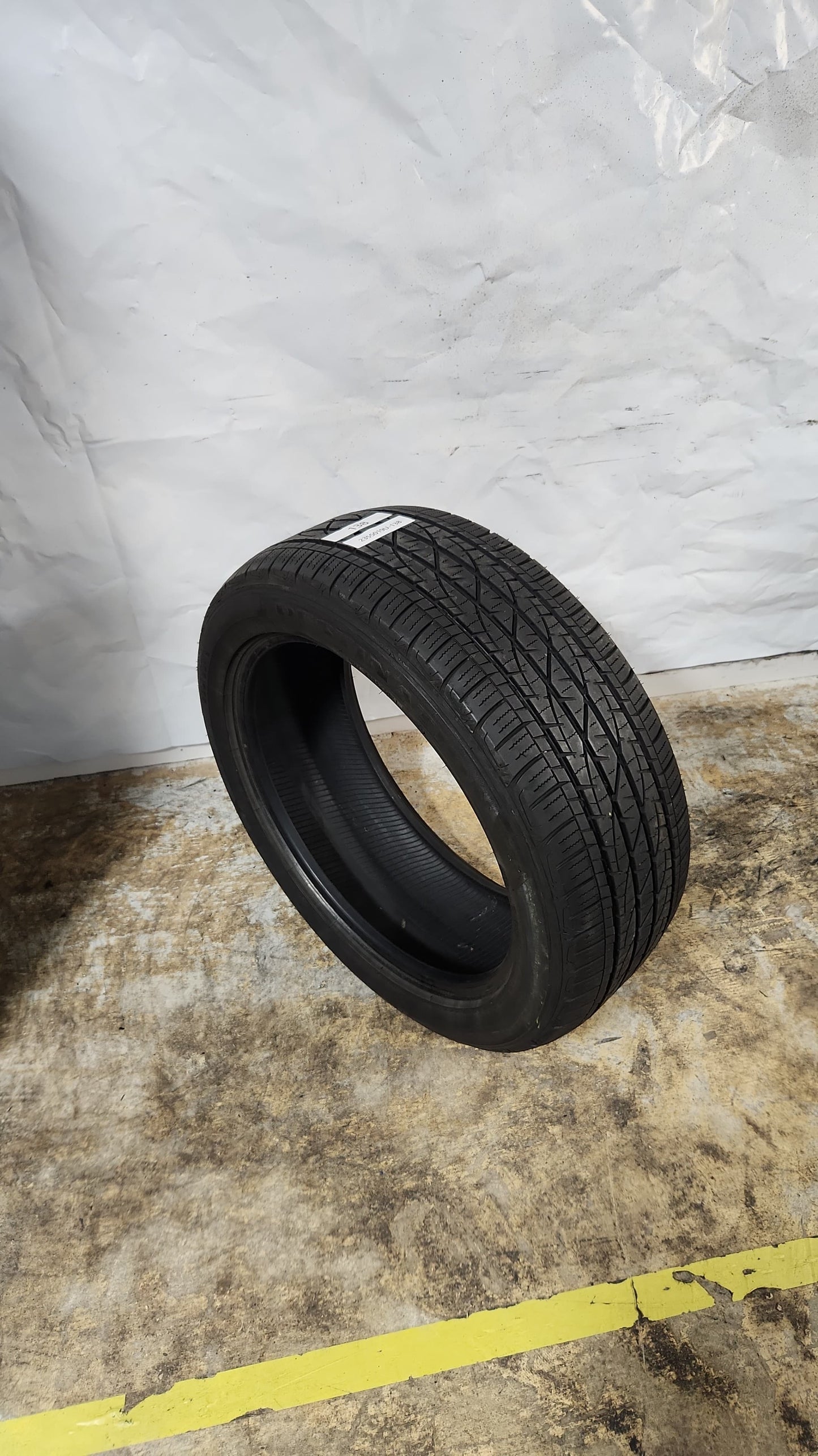 Used Tire - 235/50R19 Firestone Destination LE2