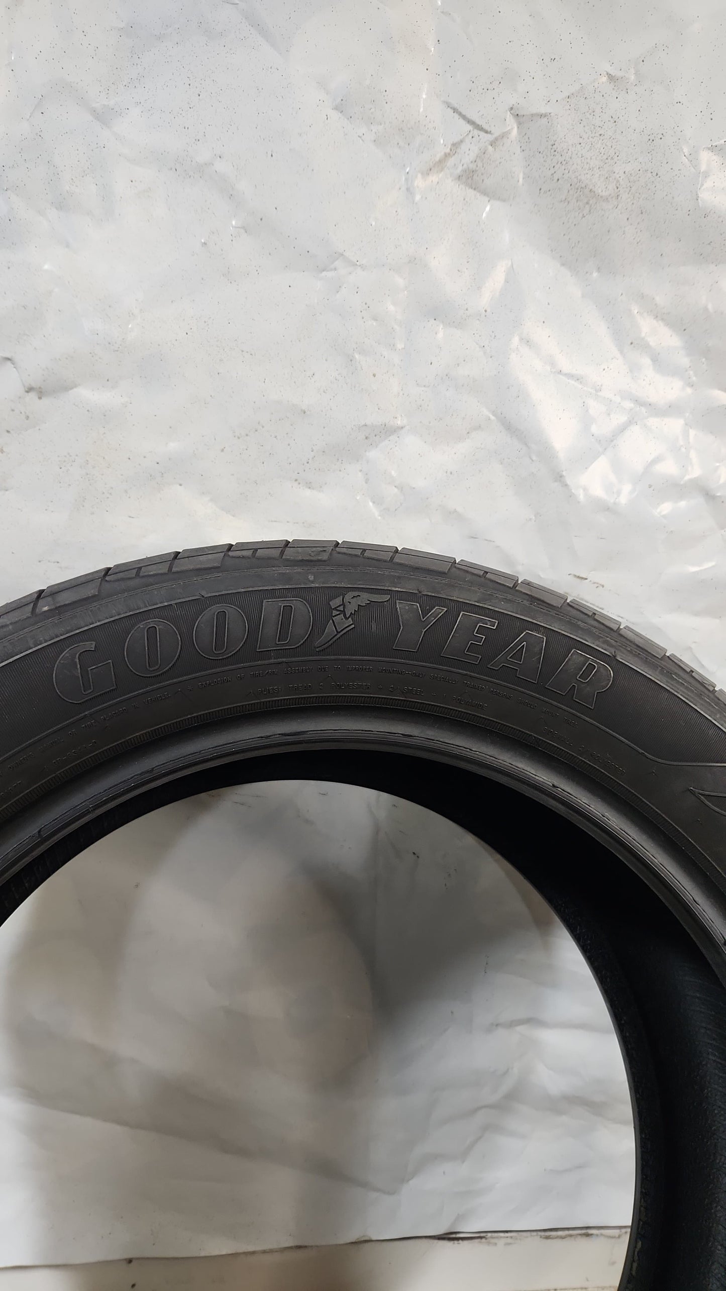 Used Tire - 255/50R20 Goodyear Assurance Finesse
