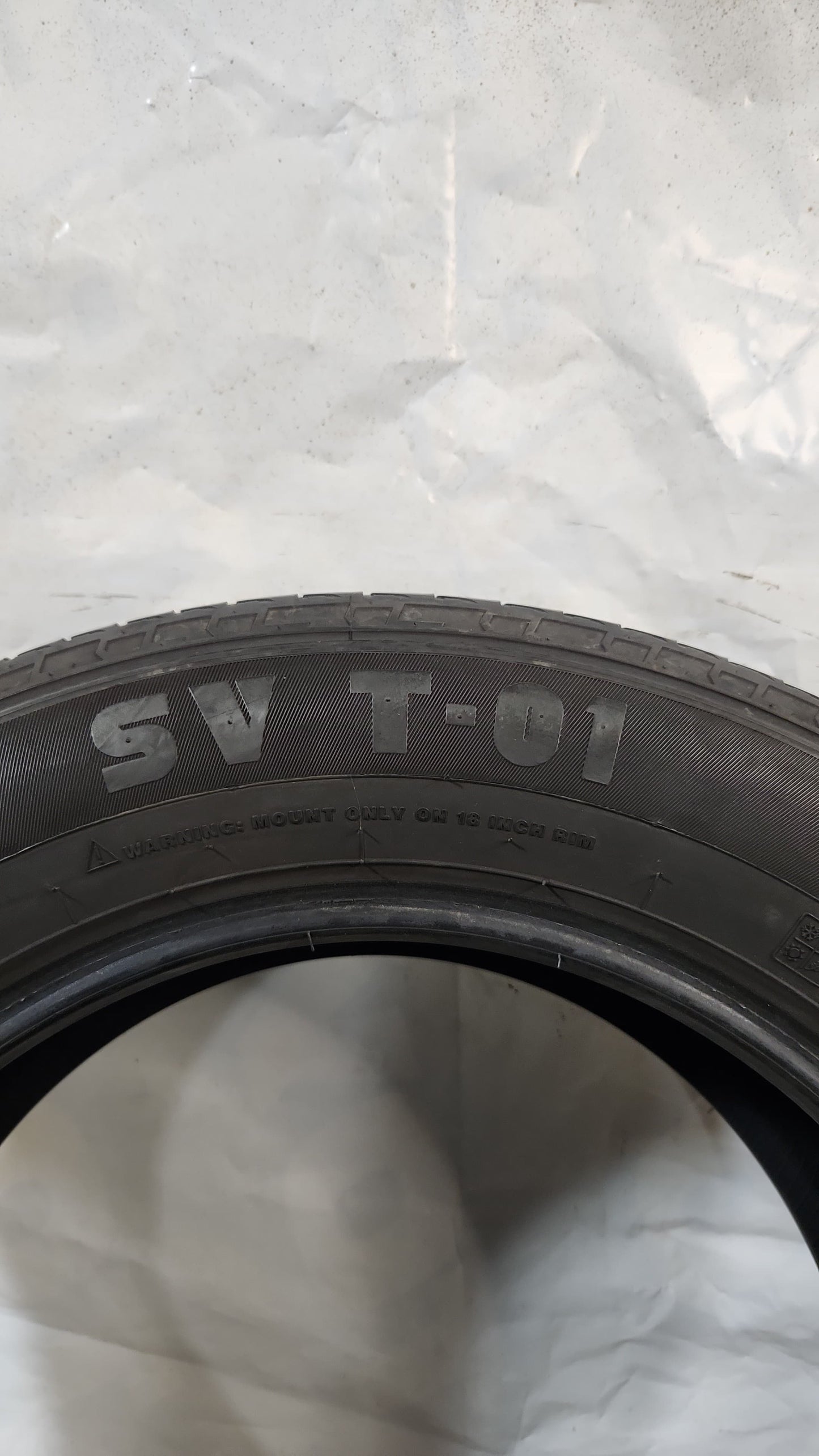 Used Tire - 245/60R18 Advanta SV T-01