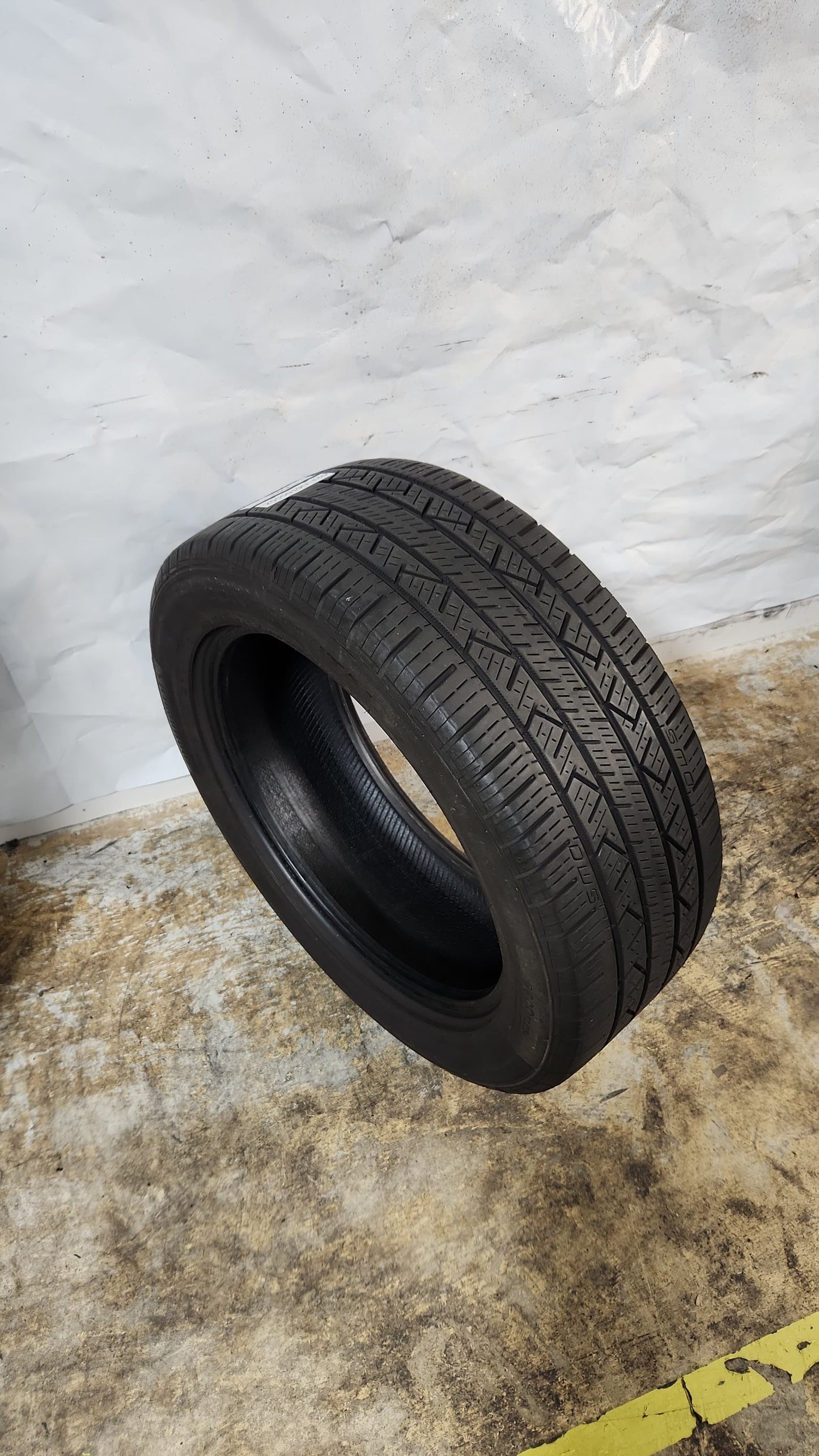 Used Tire - 255/50R19 Continental Cross Contact LX25