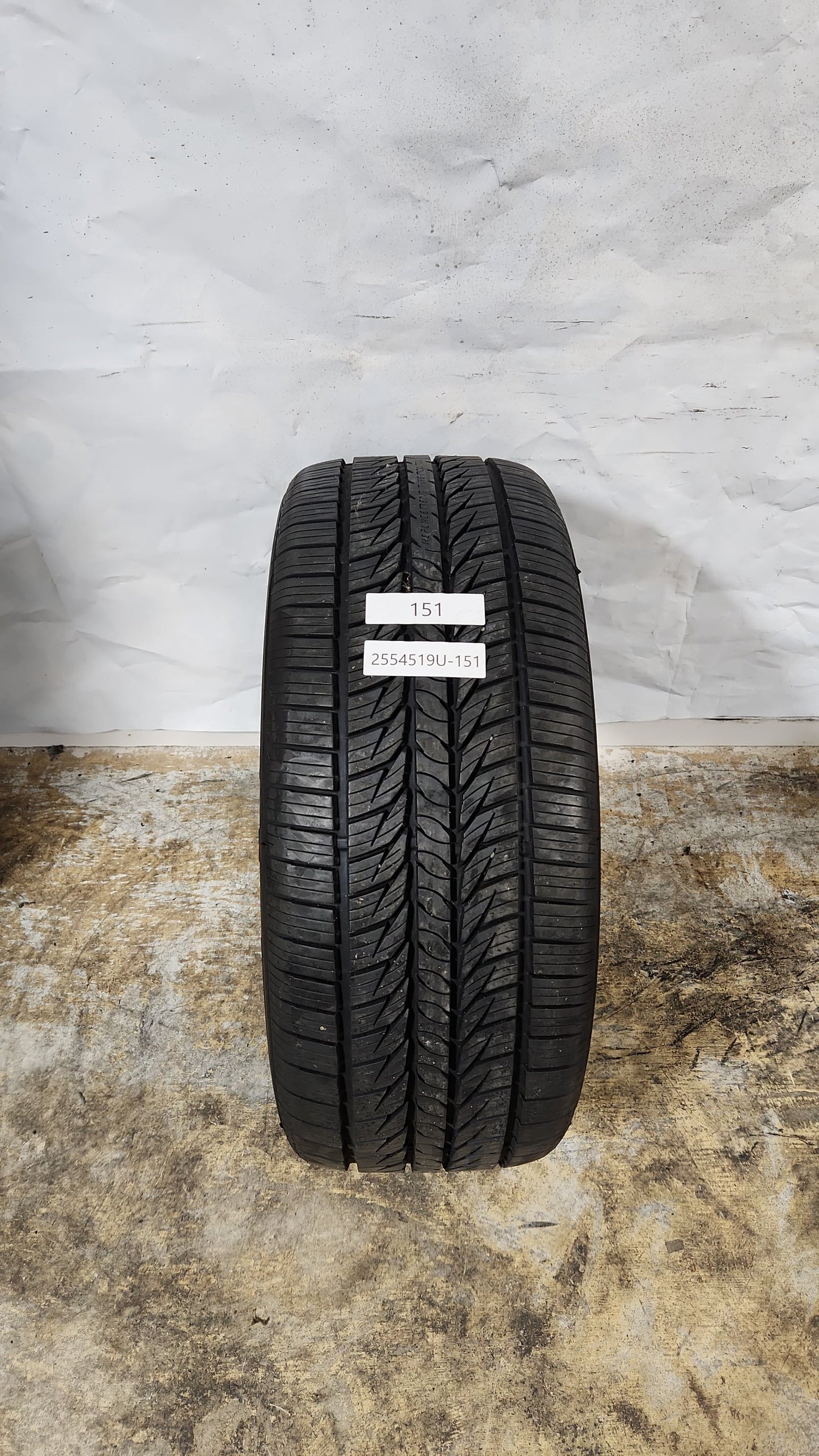 Used Tire - 255/45R19 General Altimax RT43 7/32