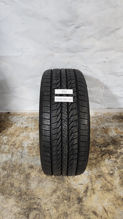 Used Tire - 255/45R19 General Altimax RT43 7/32