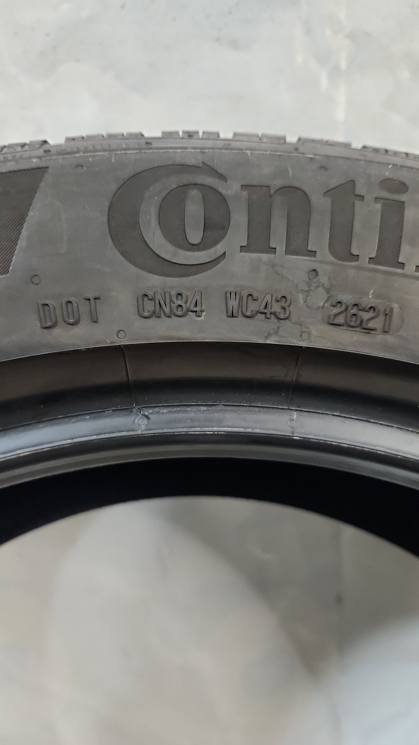 Used Tire - 235/50R19 Continental Pro Contact TX