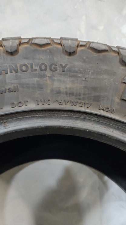 Used Tire - 33X12.50R18 Venom Power Terra Hunter R/T