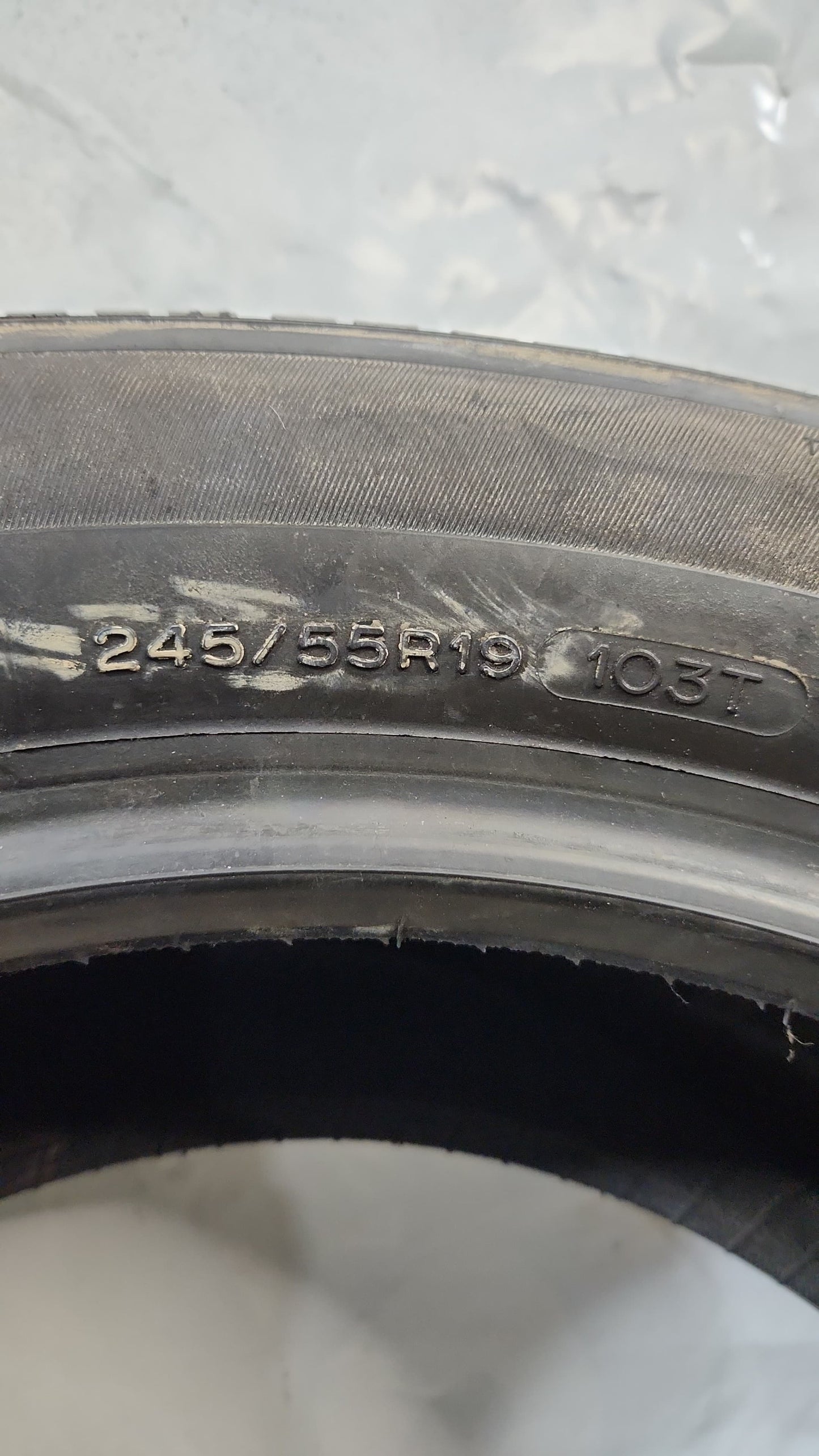 Used Tire - 245/55R19 Uniroyal Laredo Cross Country Tour 9/32