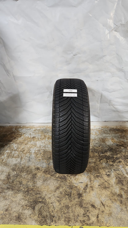 Used Tire - 235/55R20 Michelin CrossClimate 2