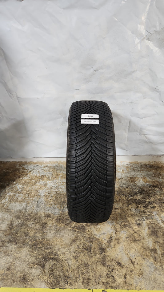 Used Tire - 235/55R20 Michelin CrossClimate 2