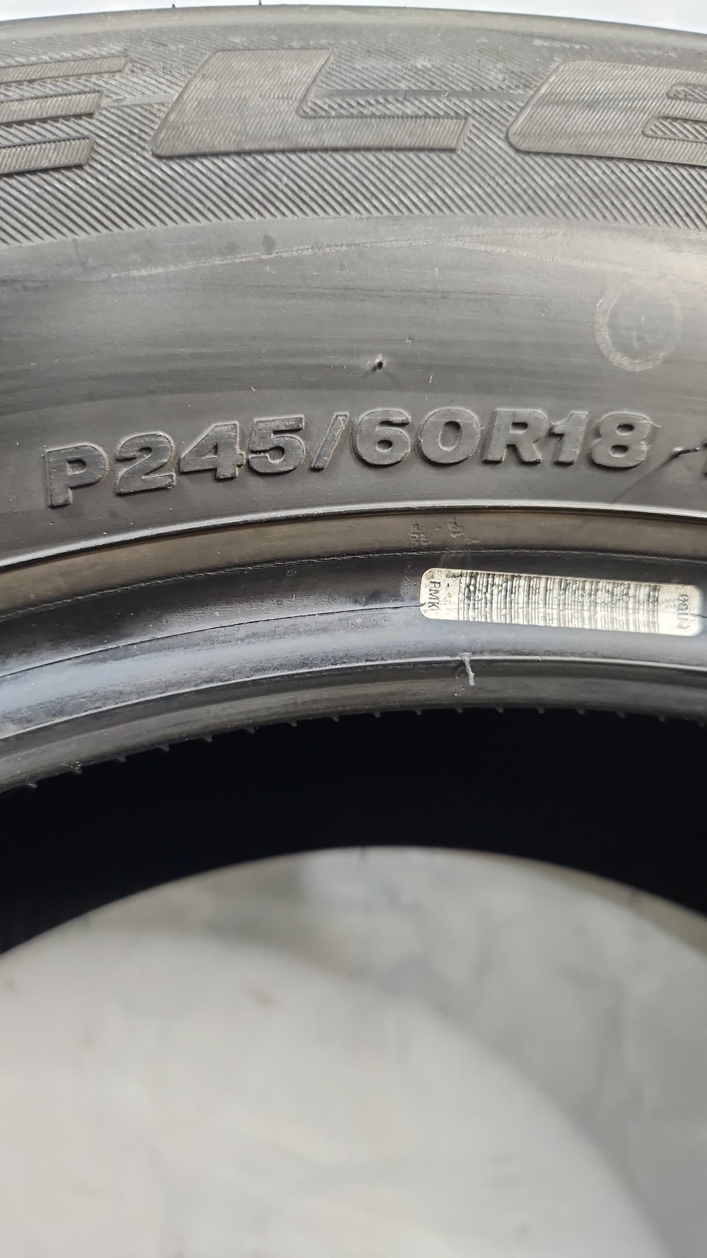 Used Tire - 245/60R18 Bridgestone Dueler H/L 422 Ecopia