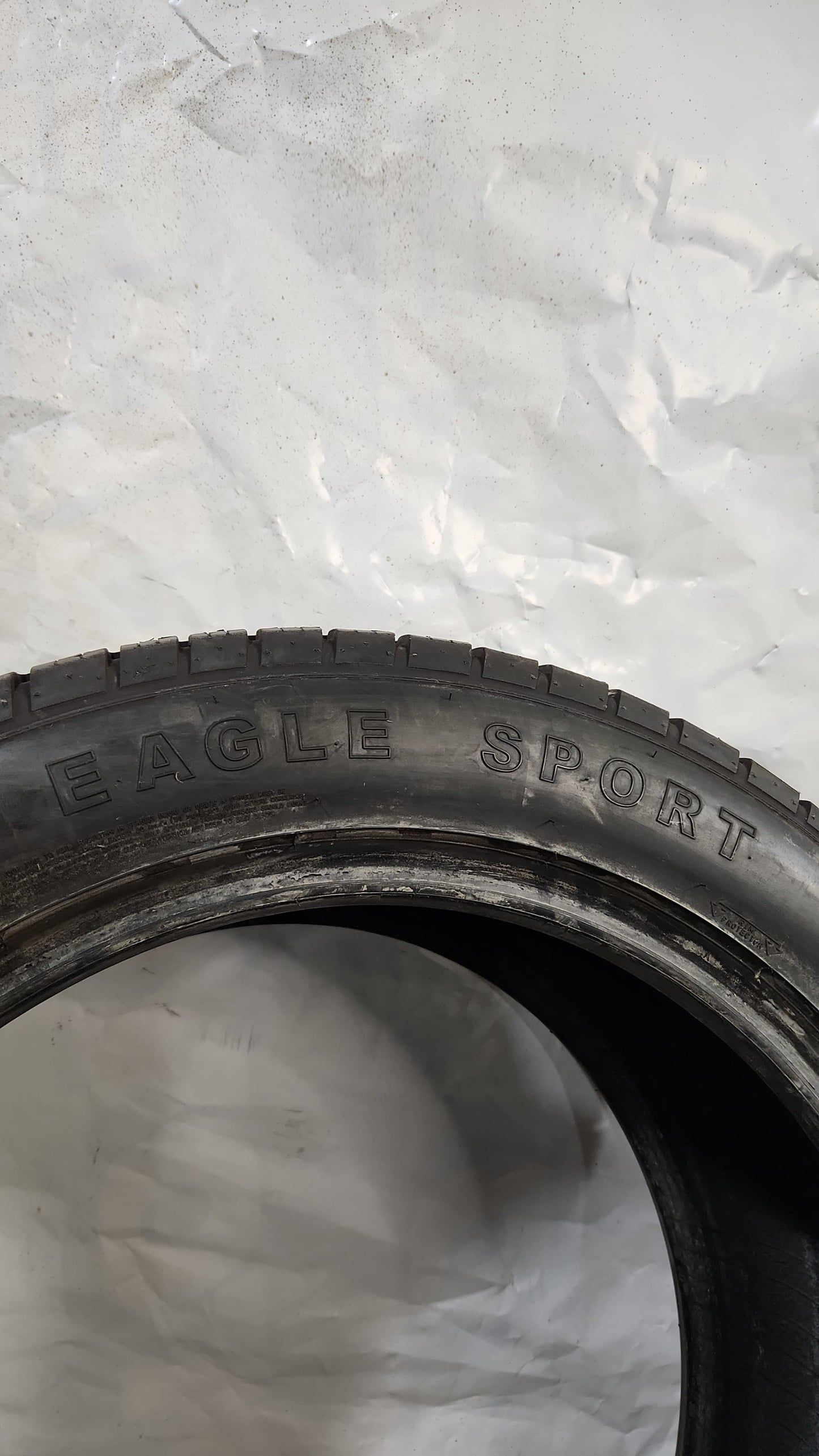 Used Tire - 285/45R20 Goodyear Eagle Sport All Season