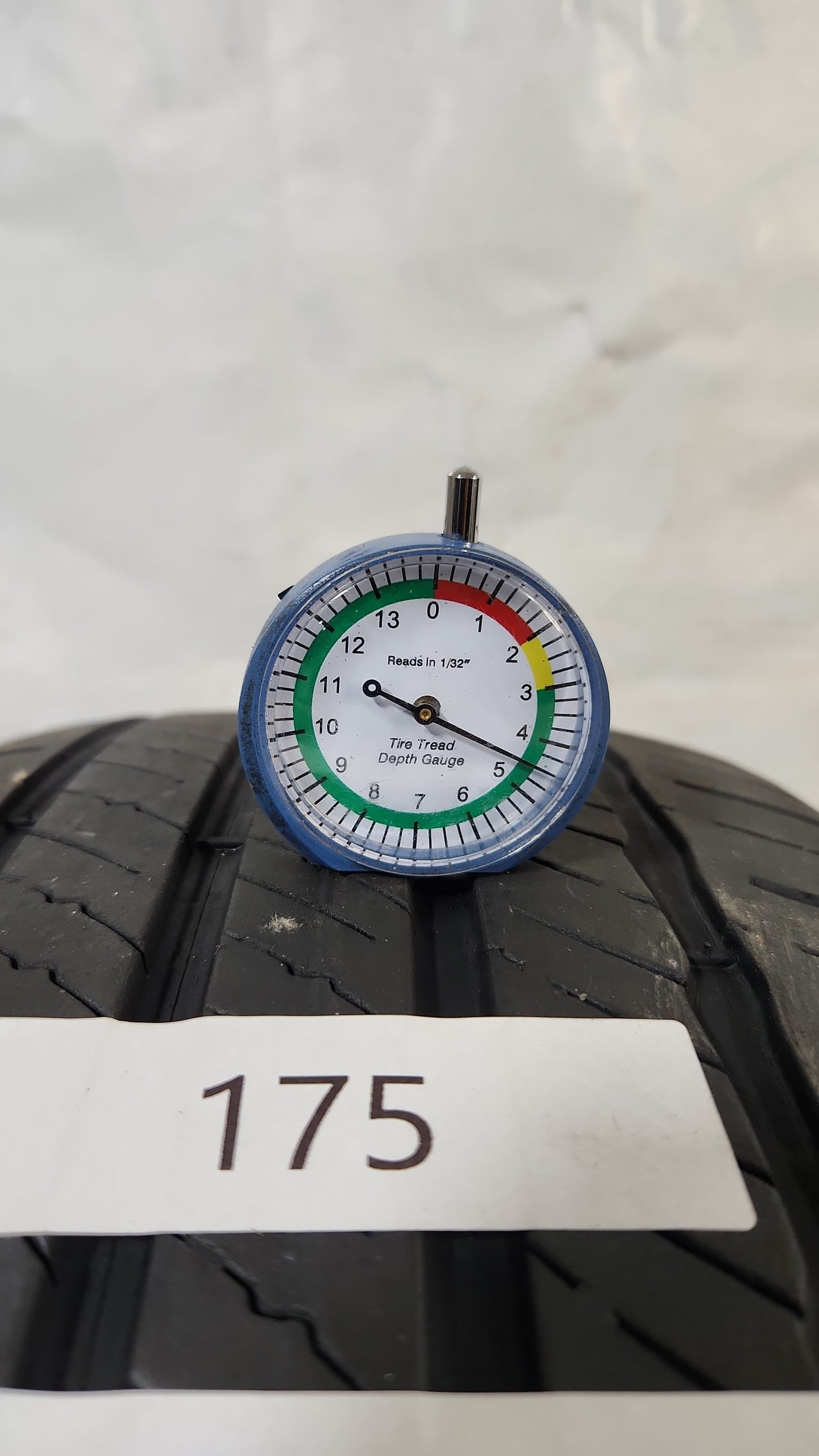 Used Tire - 235/65R18 Michelin Primacy Tour A/S