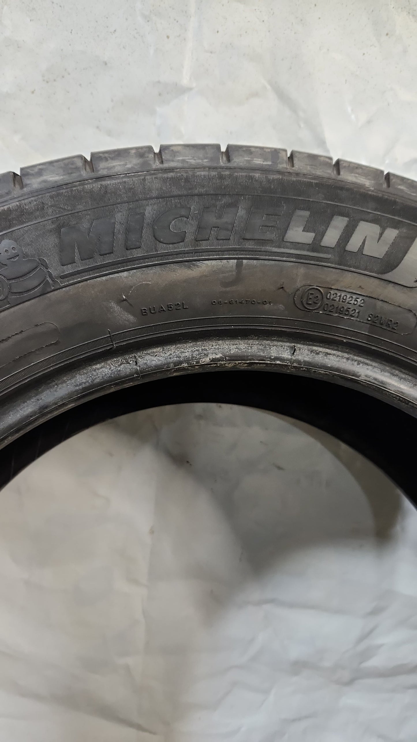 Used Tire - 235/65R18 Michelin Primacy Tour A/S
