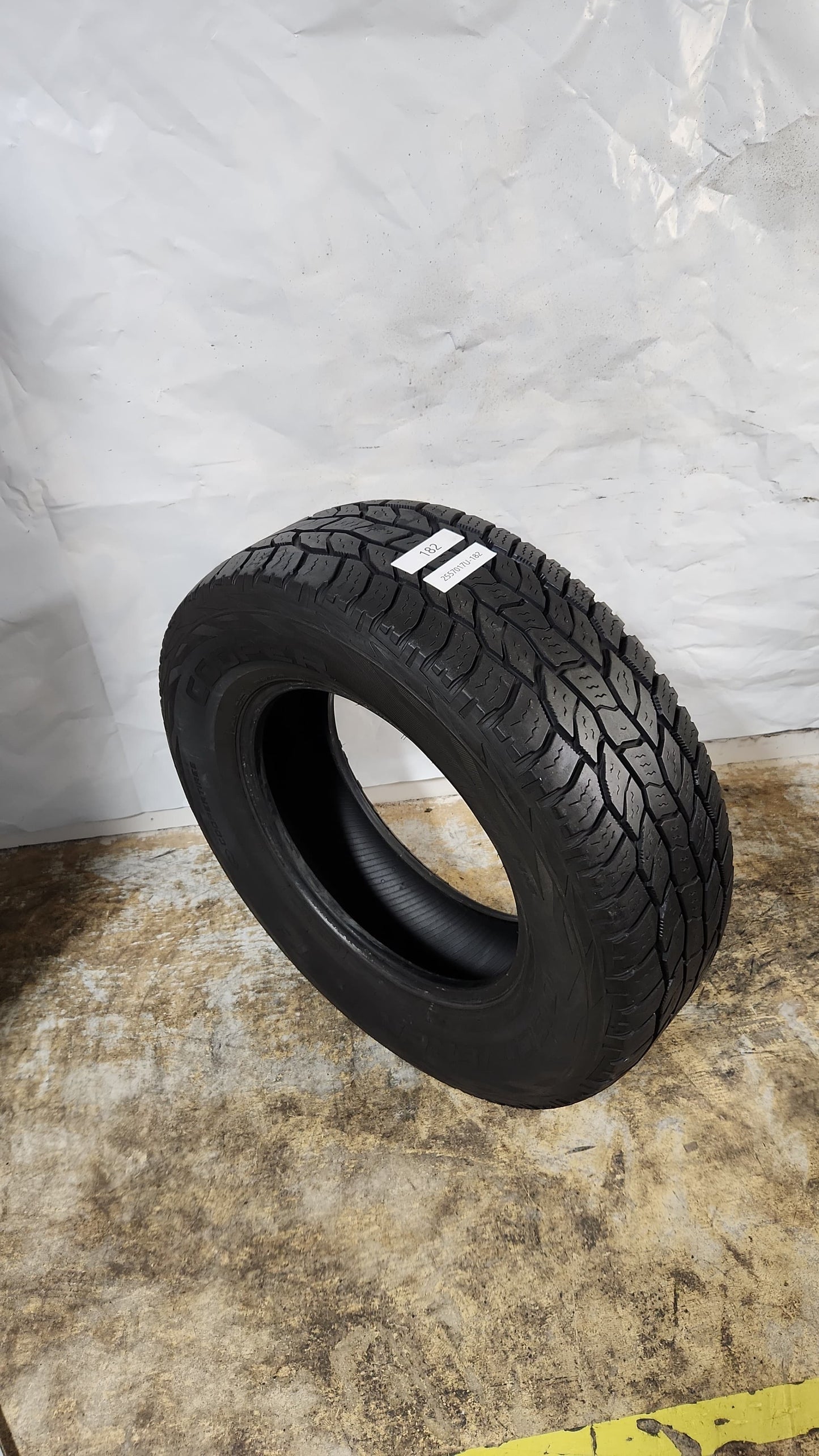 Used Tire - 255/70R17 Cooper Discoverer A/T 3