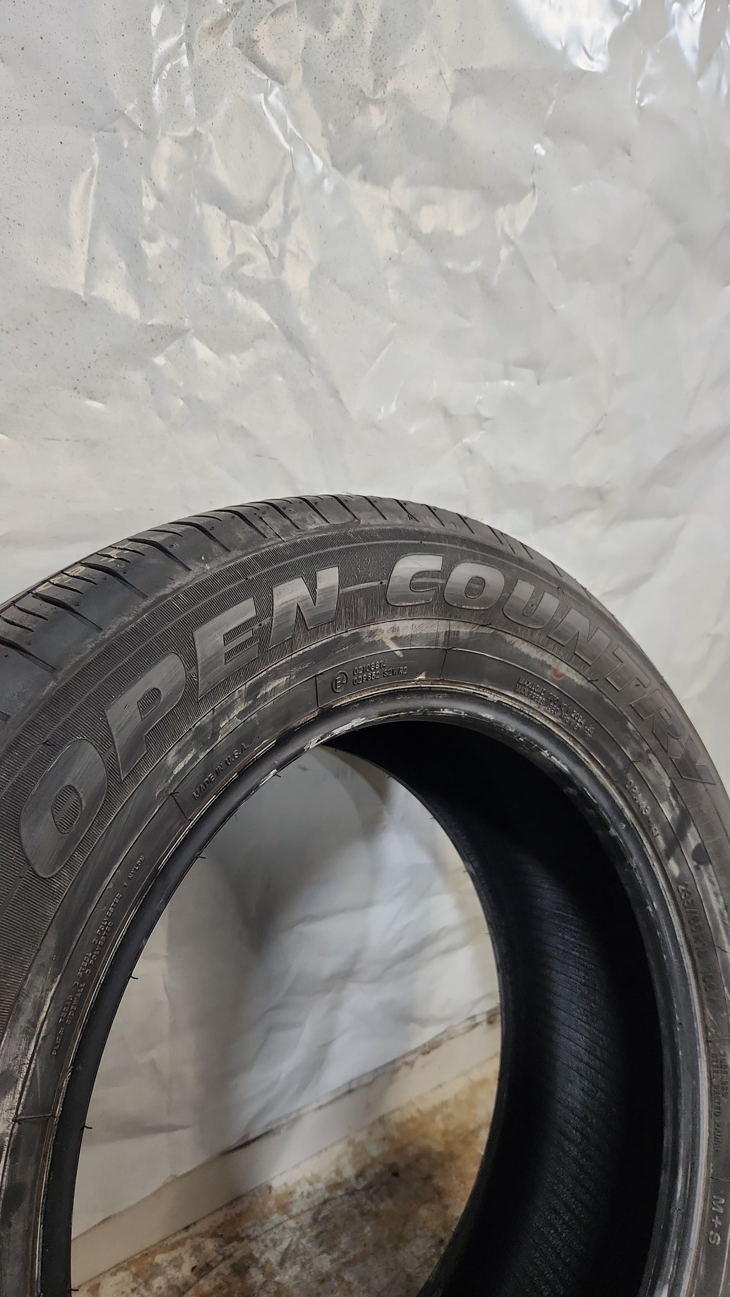 Used Tire - 235/65R18 Toyo Open Country A43
