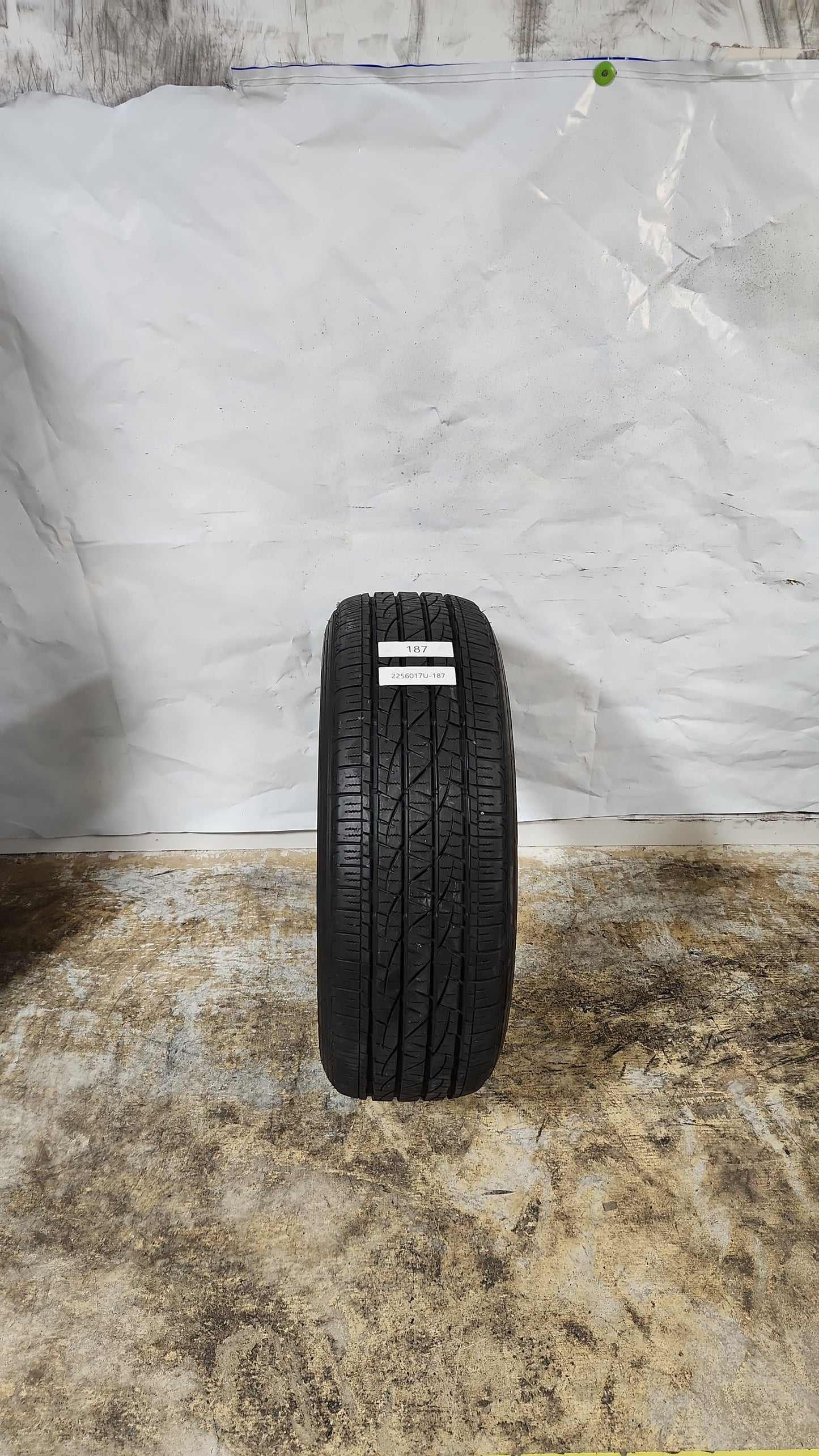 Used Tire - 225/60R17 Firestone Destination LE2