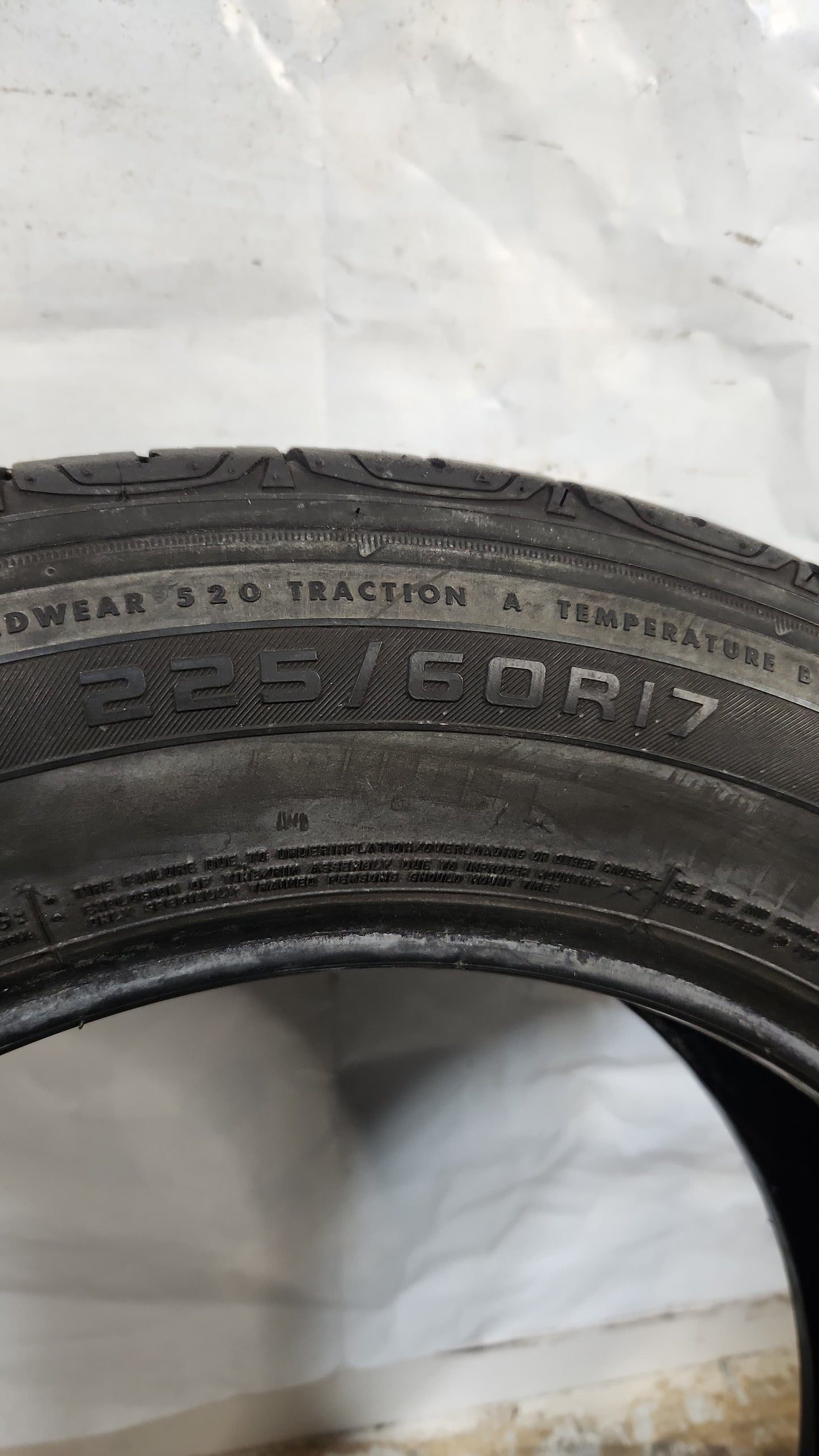 Used Tire - 225/60R17 Firestone Destination LE2