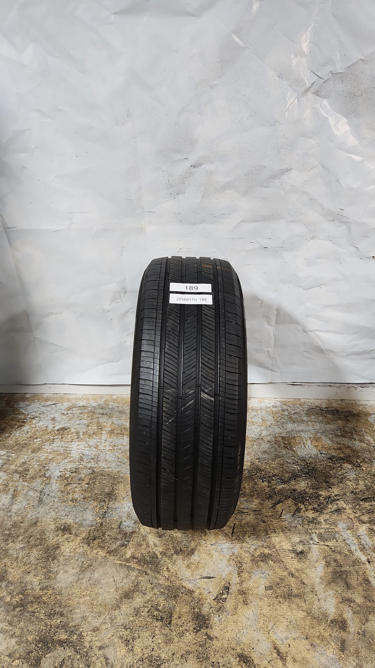 Used Tire - 225/60R17 Michelin Primacy A/S