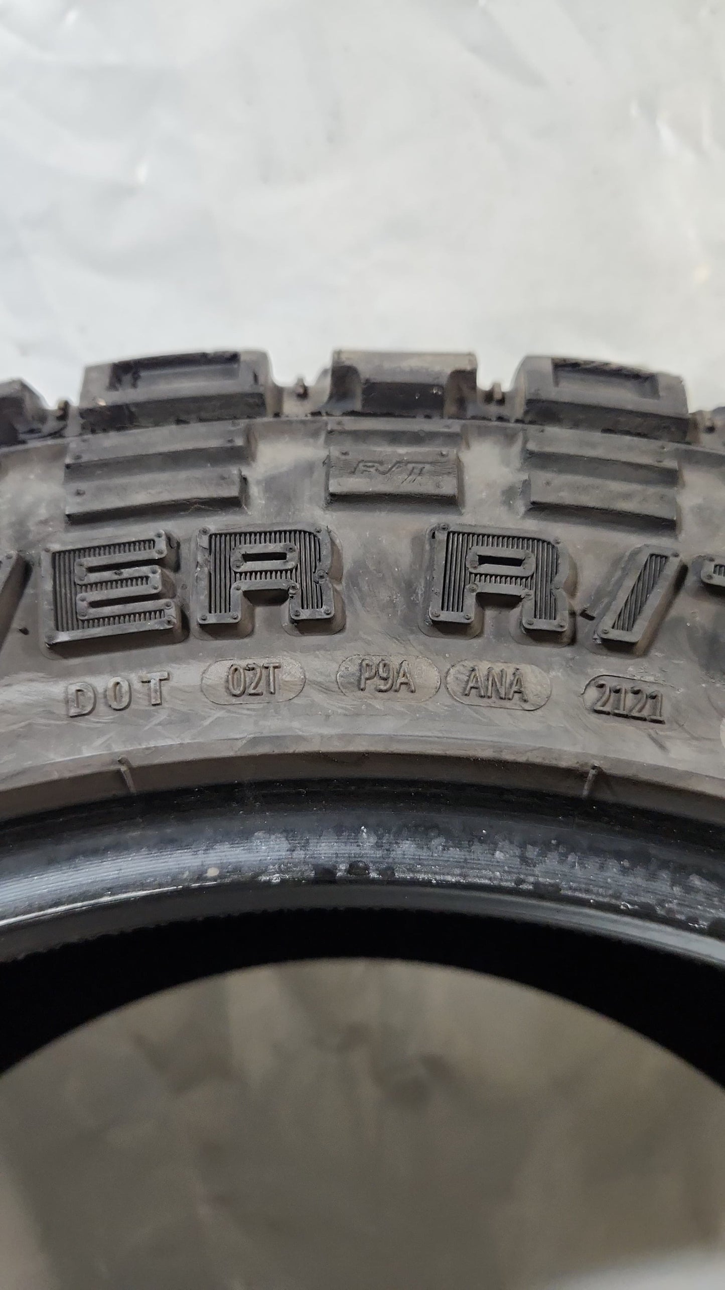 Set of 4 - 275/55R20 Kenda Klever R/T - Used Tires