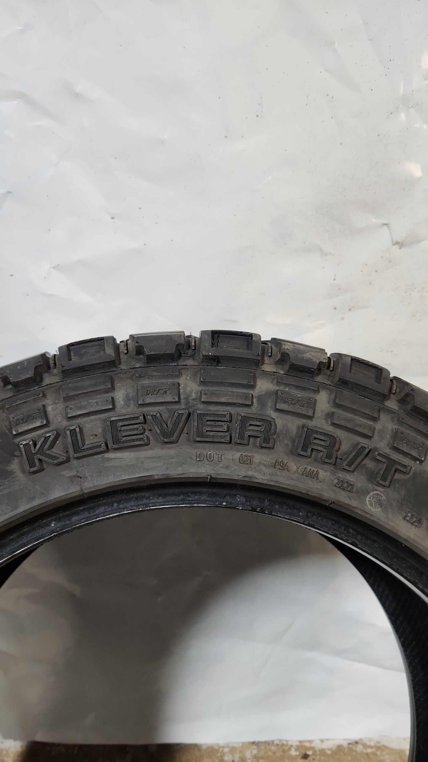 Set of 4 - 275/55R20 Kenda Klever R/T - Used Tires