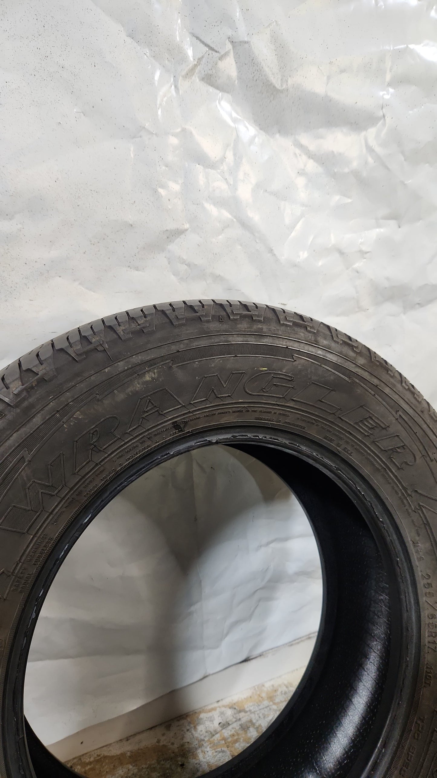 Used Tire - 255/65R17 Goodyear Wrangler Fortitude HT