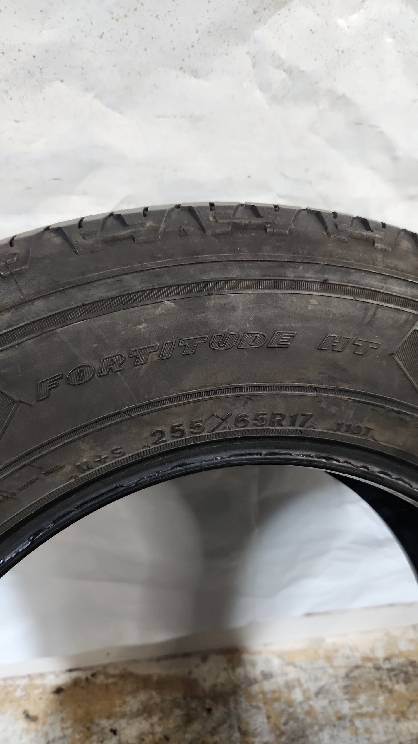 Used Tire - 255/65R17 Goodyear Wrangler Fortitude HT