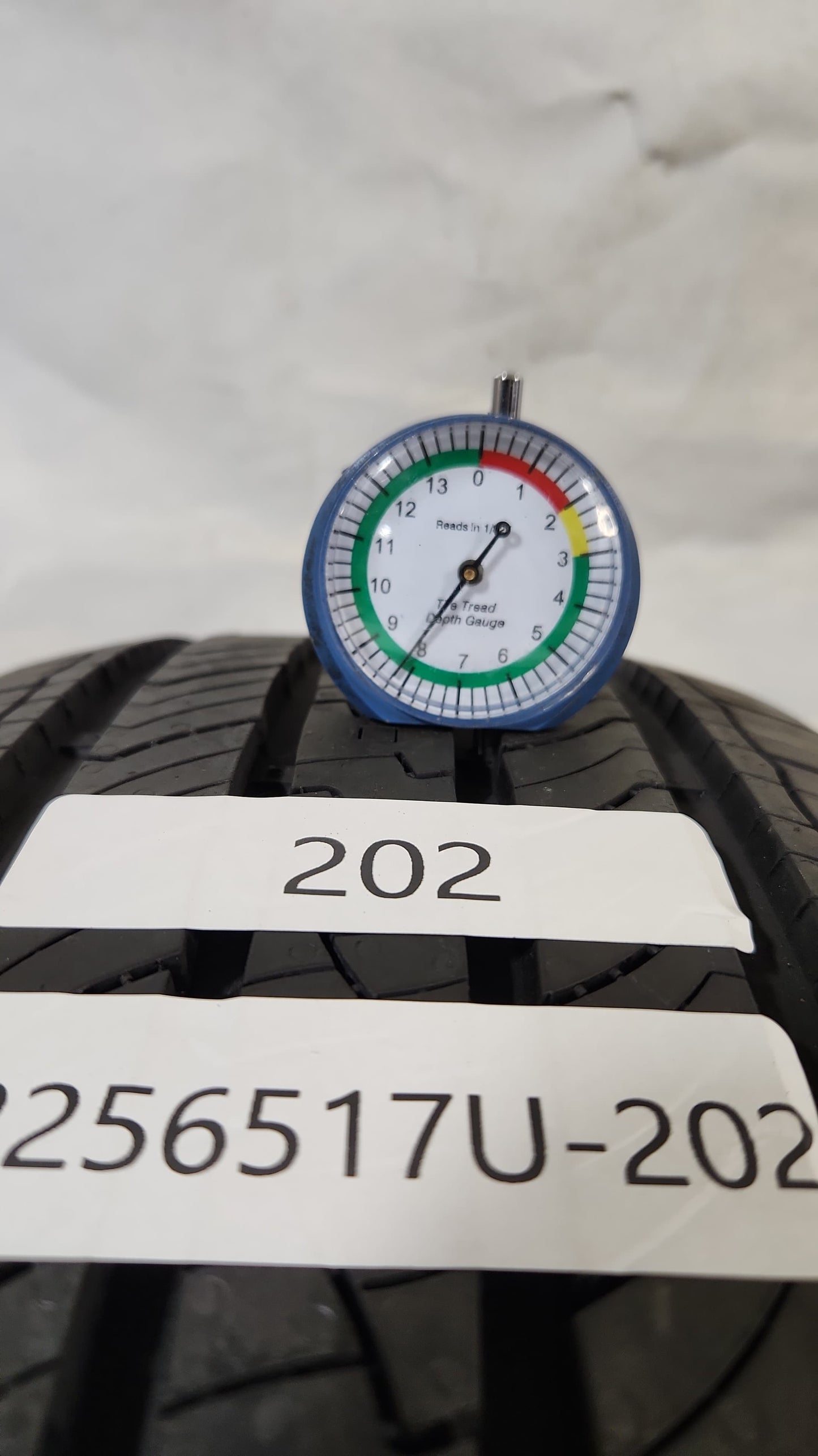 Used Tire - 225/65R17 Cooper Endeavor Plus 8/32