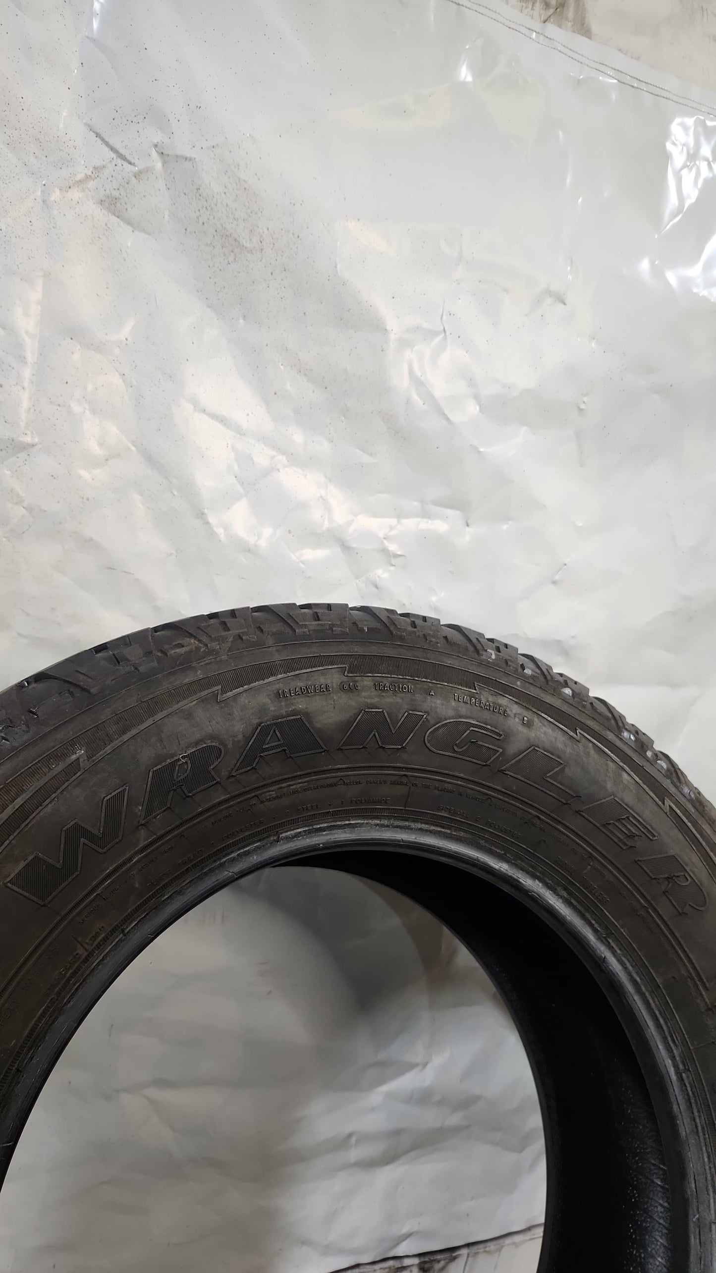 Set of 4 - 235/75R17 Goodyear Wrangler All-Terrain Adventure Kevlar- Used Tires