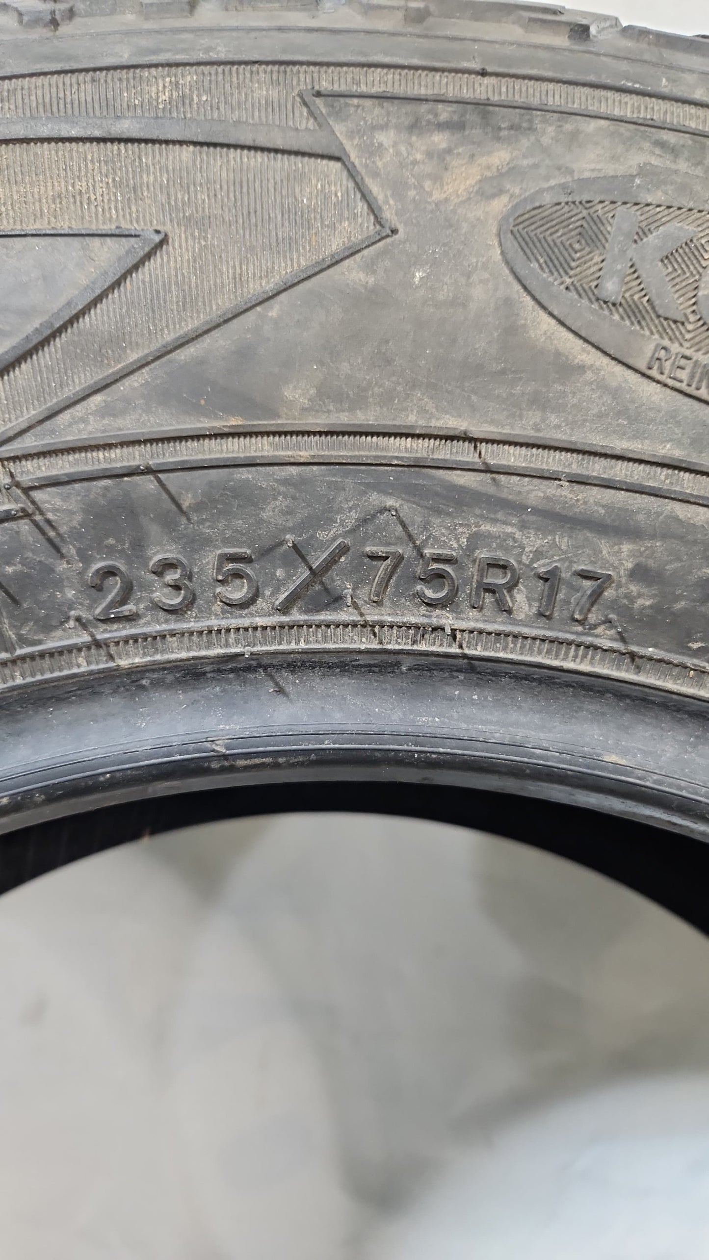 Used Tire - 235/75R17 Goodyear Wrangler All-Terrain Adventure 7/32
