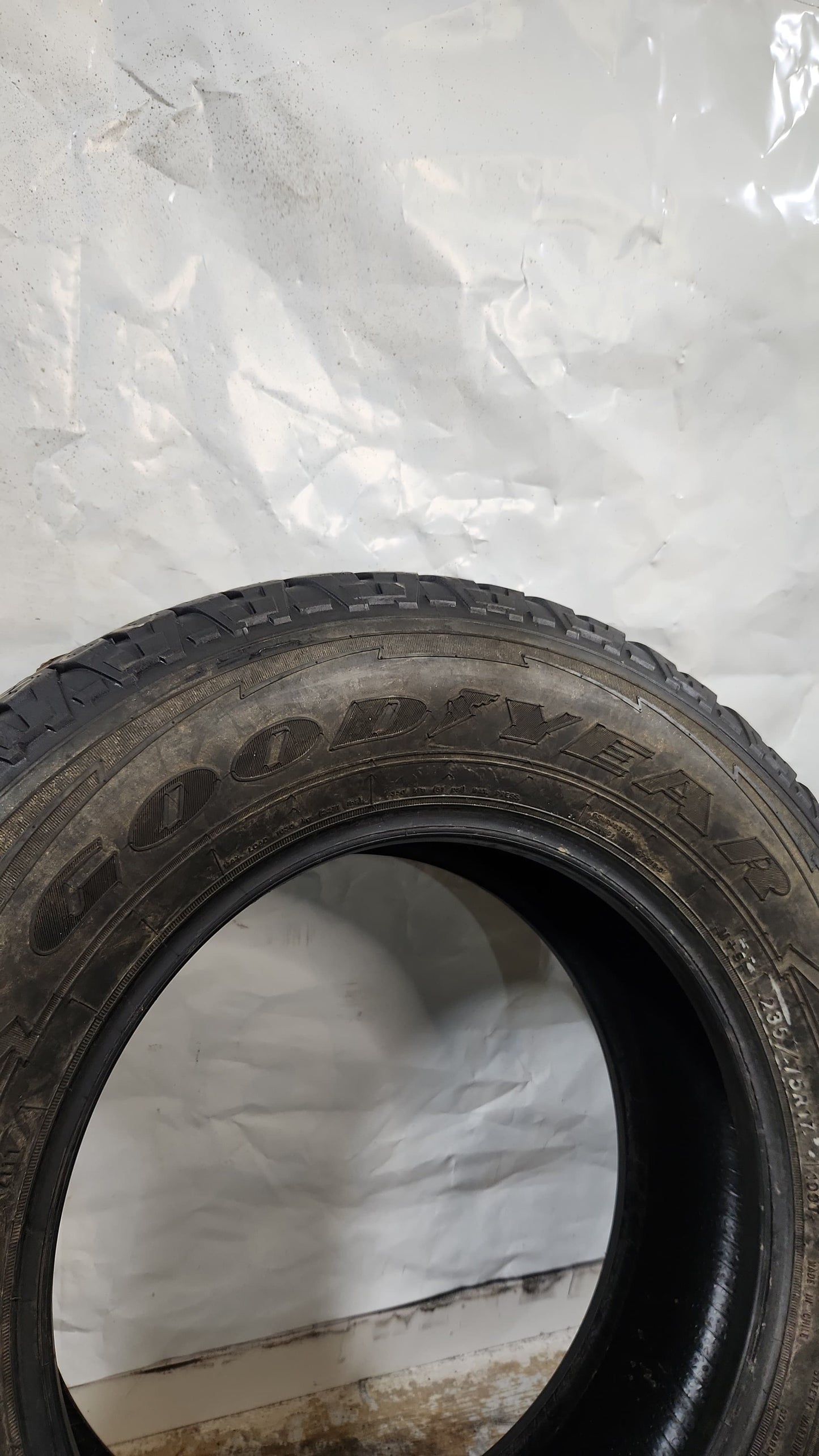 Used Tire - 235/75R17 Goodyear Wrangler All-Terrain Adventure 7/32