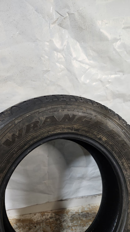 Used Tire - 235/75R17 Goodyear Wrangler All-Terrain Adventure 7/32