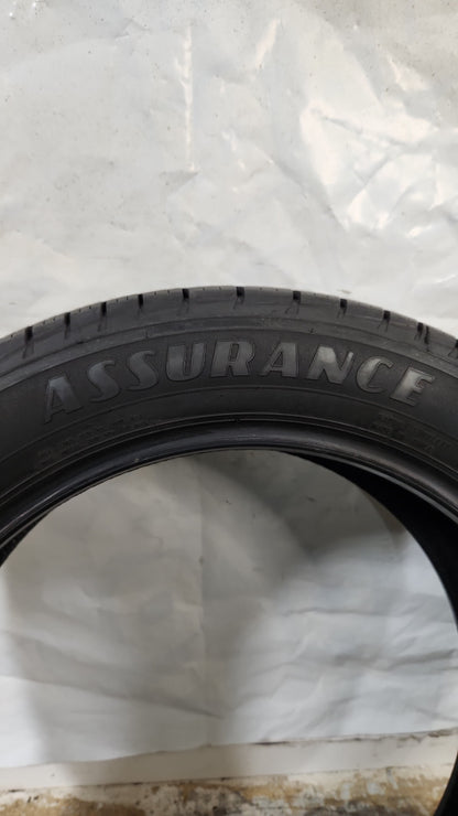 Used Tire - 235/55R20 Goodyear Assurance Maxlife 10/32