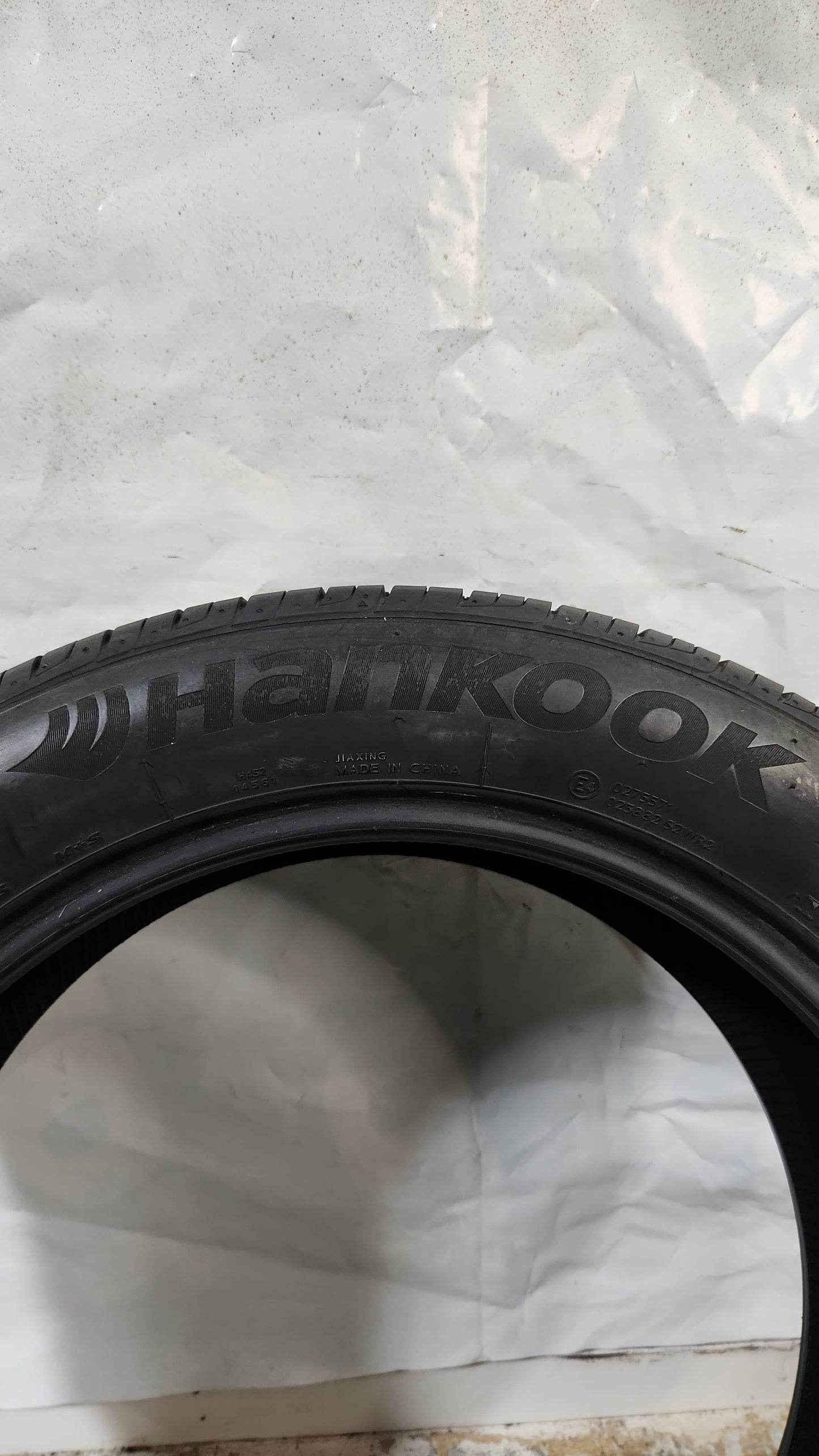 Used Tire - 235/50R19 Hankook Ventus S1 Noble 2
