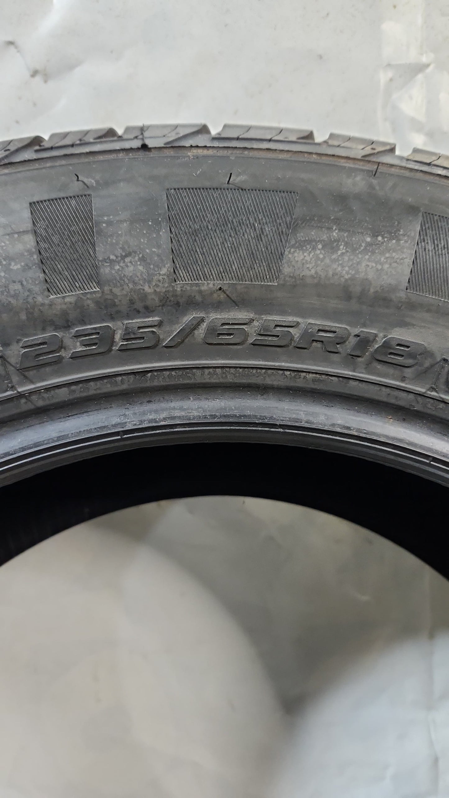 Used Tire - 235/65R18 Cooper Evolution H/T 8/32