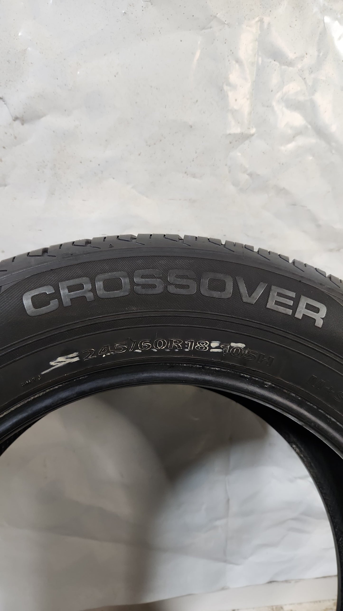 Used Tire - 245/60R18 Sentury Crossover All Weather