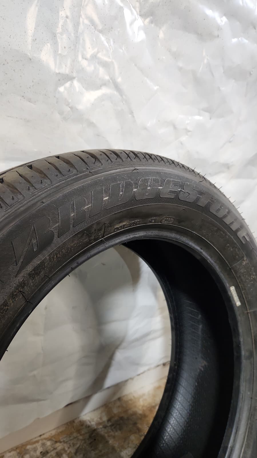 Used Tire - 245/55R19 Bridgestone Dueler H/L 422
