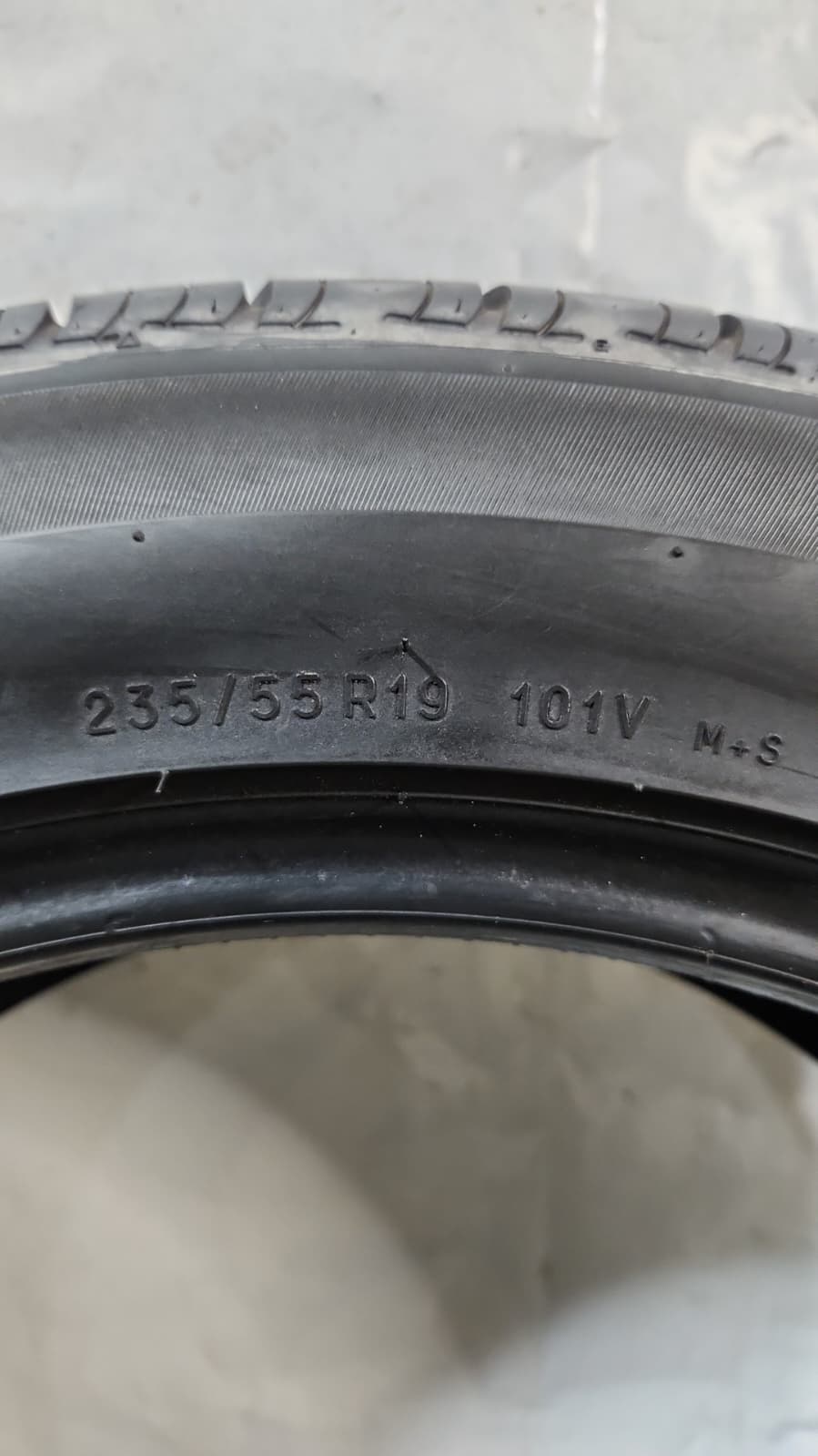Used Tire - 235/55R19 Uniroyal Tiger Paw Touring A/S 7/32