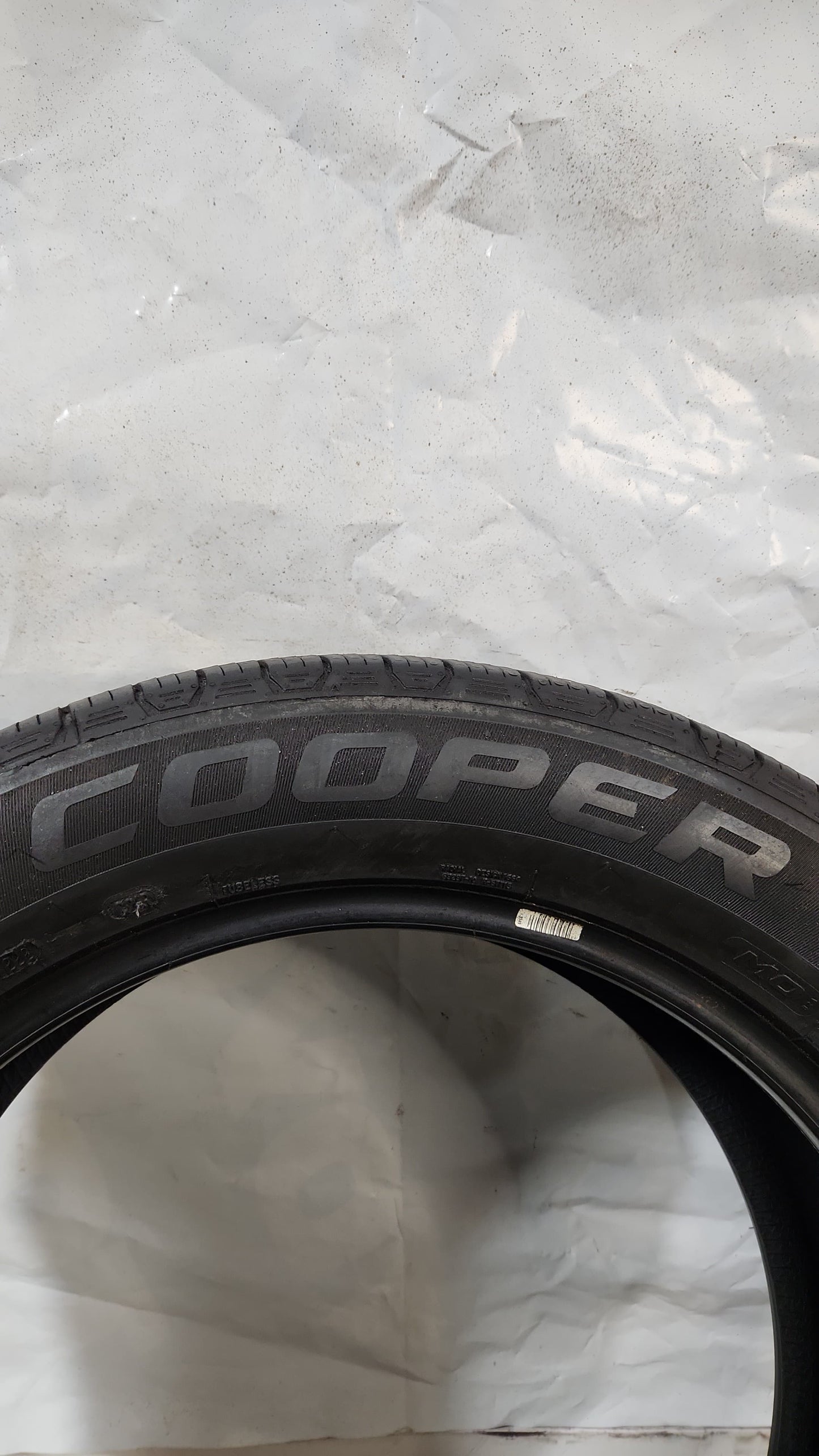 Used Tire - 275/50R20 Cooper Discoverer SRX LE