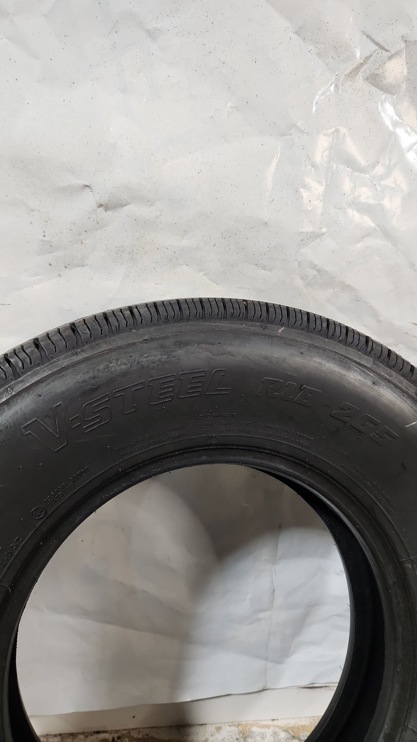Used Tire - 245/75R16 Bridgestone V-Steel RIB 265