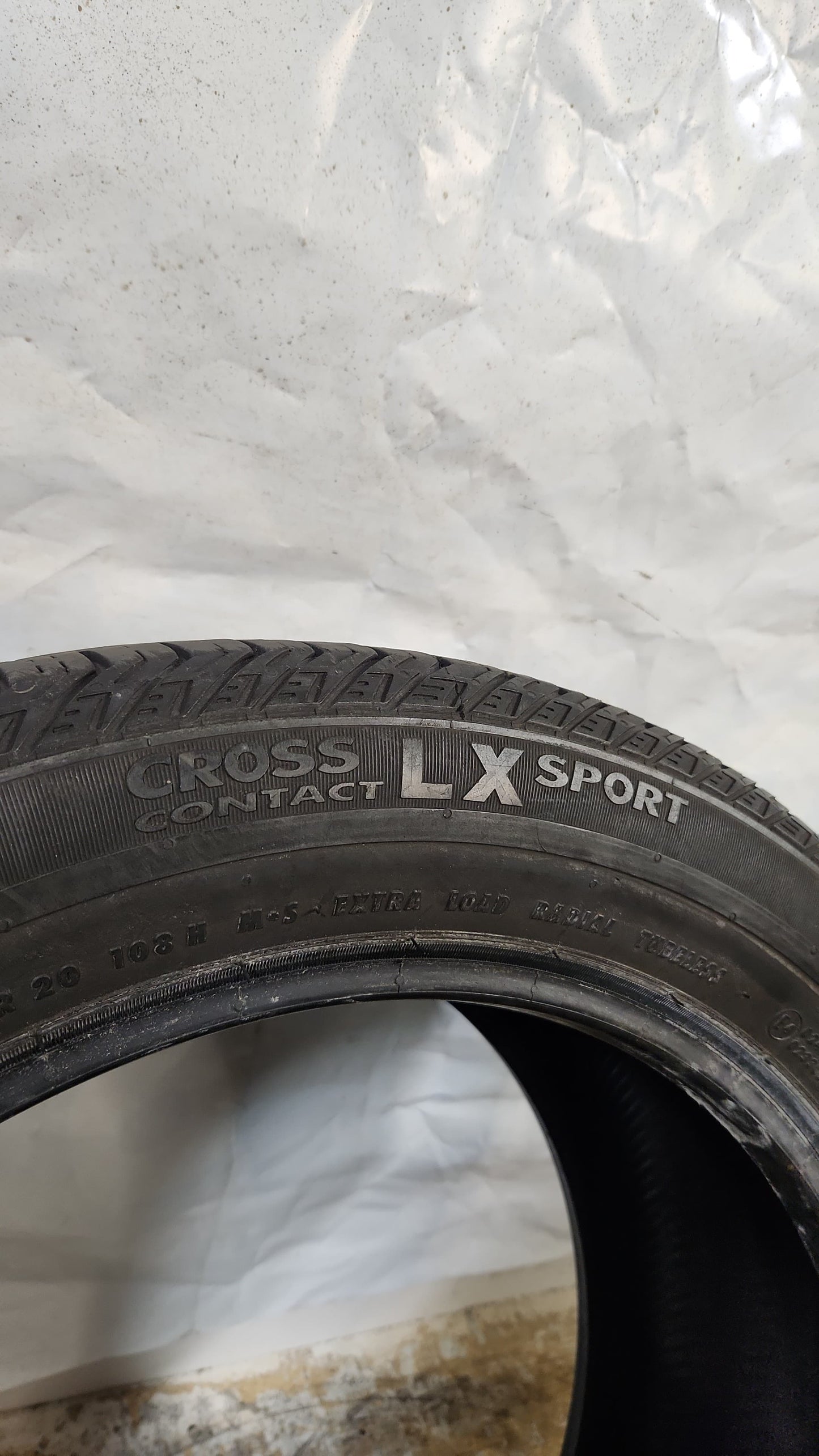 Used Tire - 265/45R20 Continental Cross Contact LX Sport