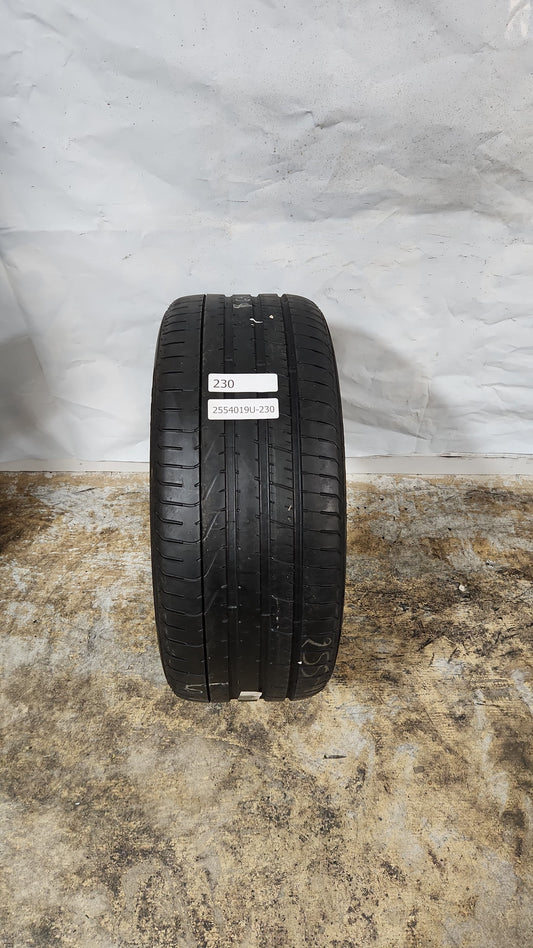 Used Tire - 255/40R19 Pirelli PZero