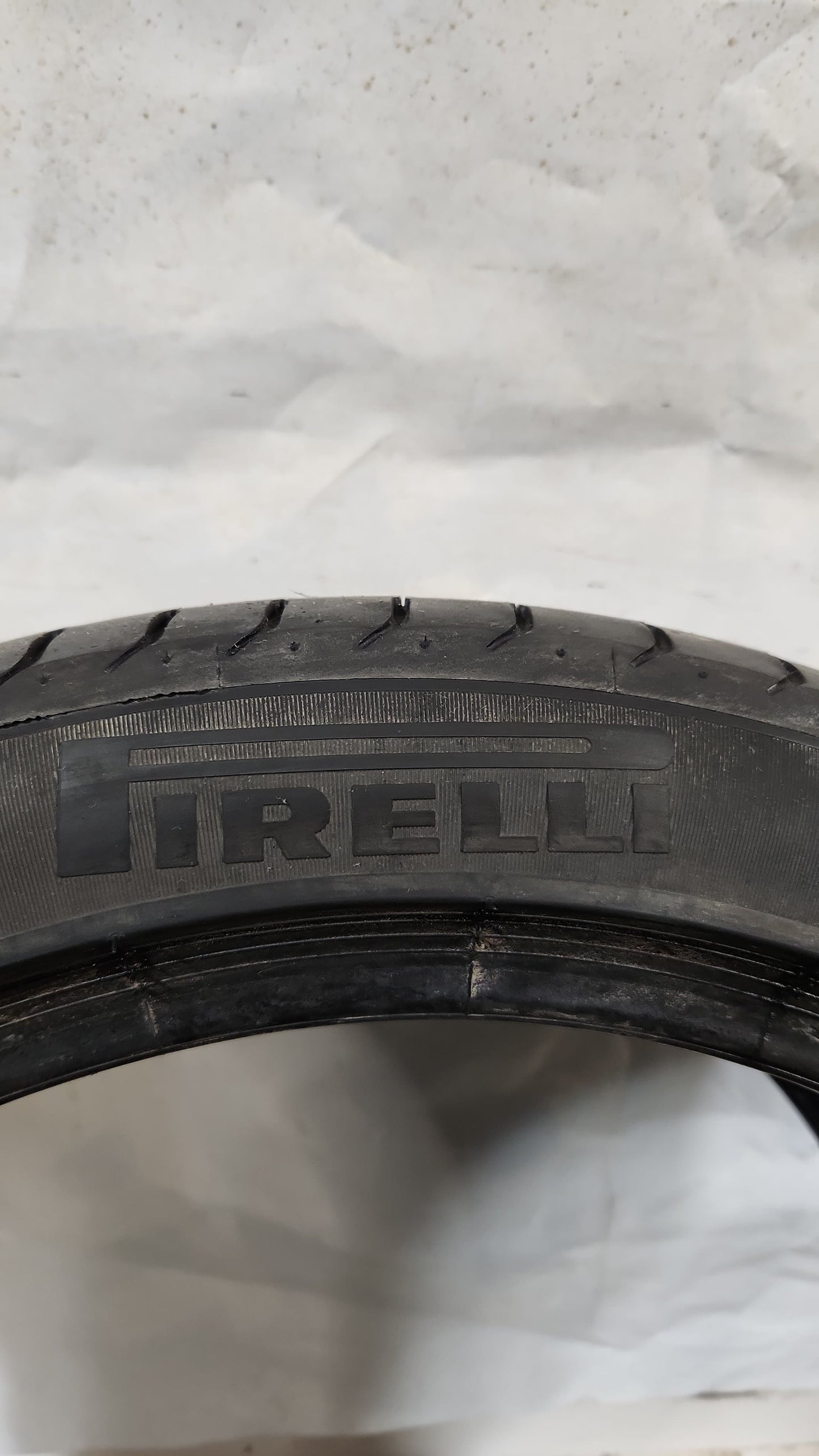 Used Tire - 255/40R19 Pirelli PZero