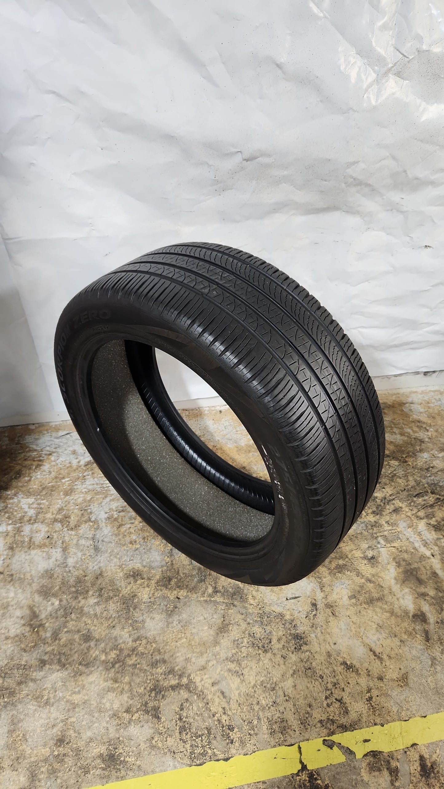 Used Tire - 275/45R21 Pirelli Scorpion Zero All Season