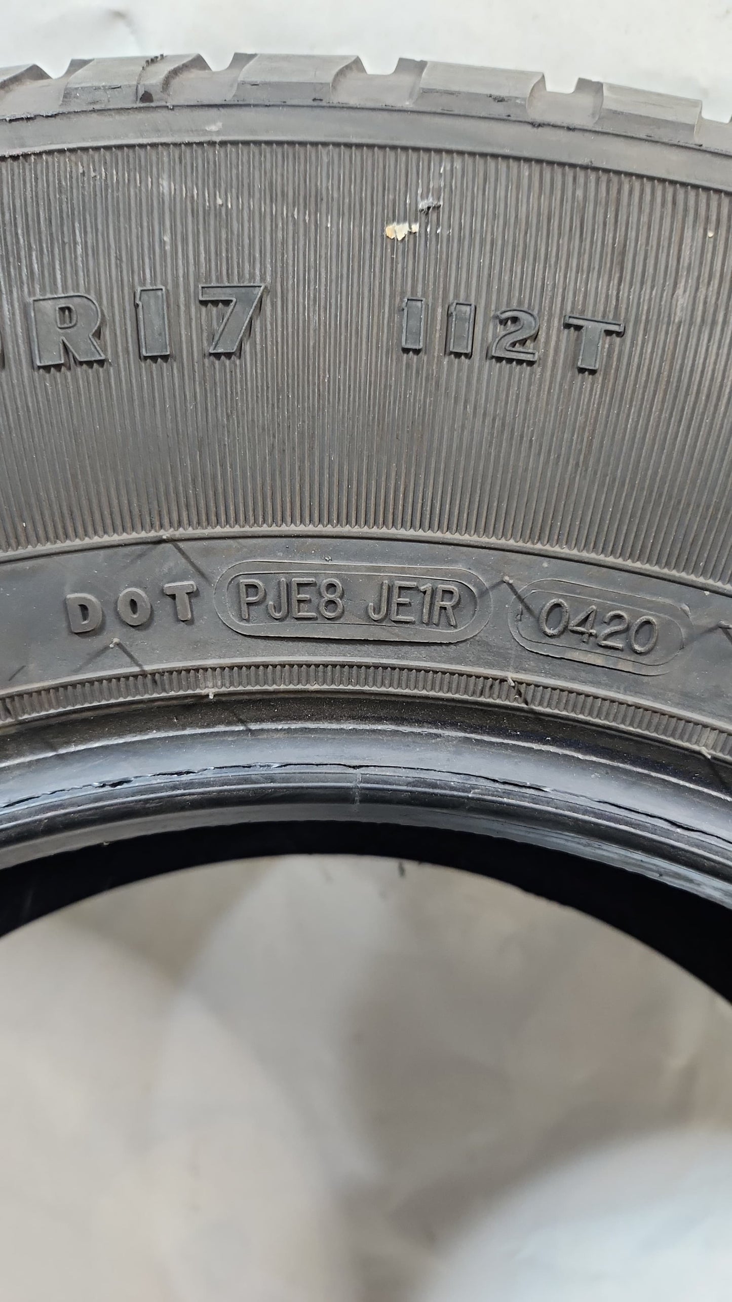 Used Tire - 255/70R17 Kelly Edge HT