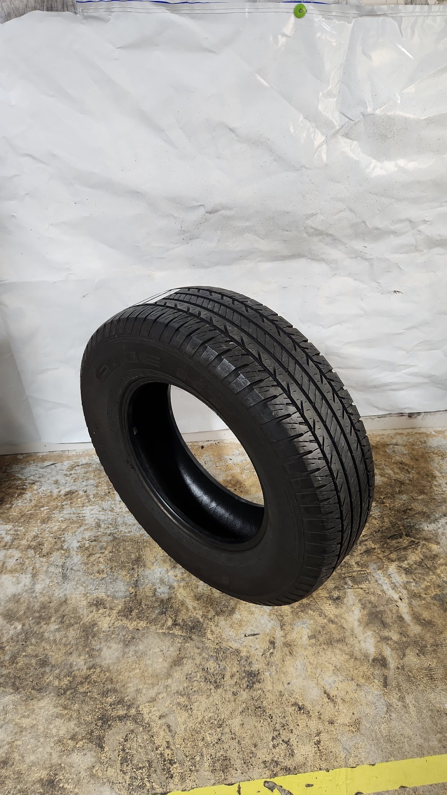 Used Tire - 255/70R17 Kelly Edge HT
