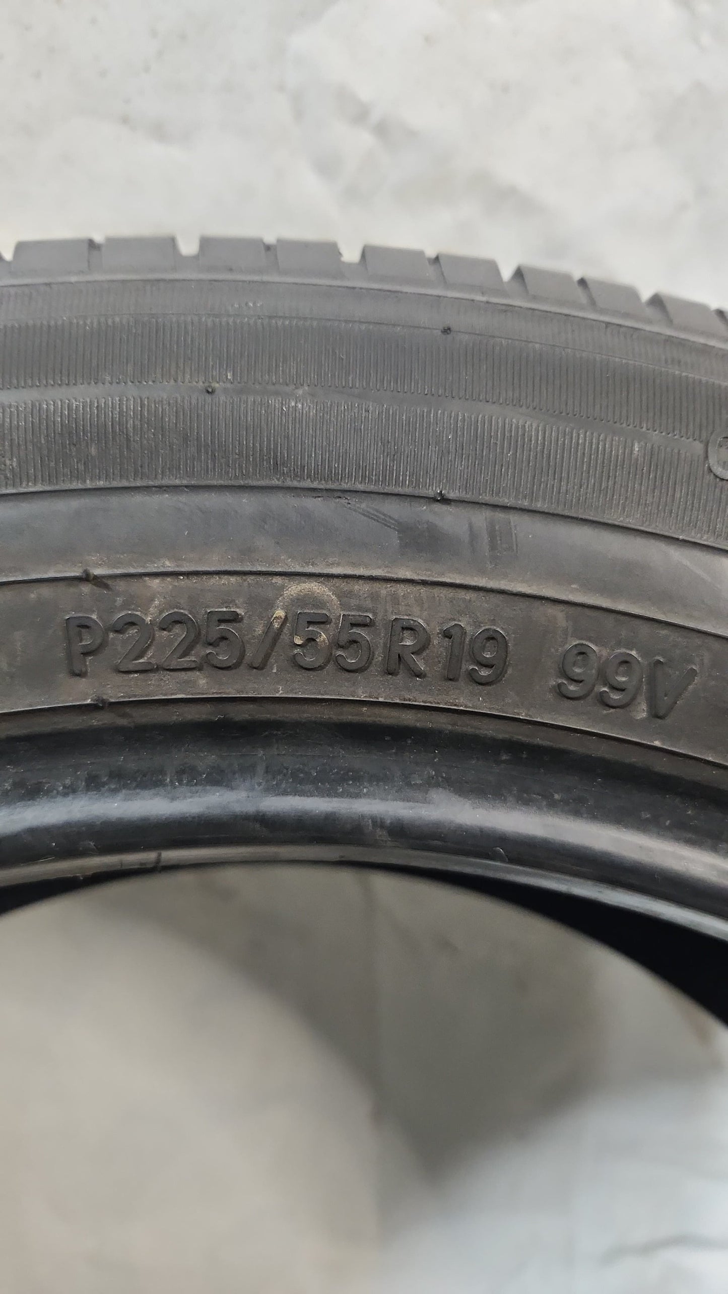 Used Tire - 225/55R19 Toyo A36