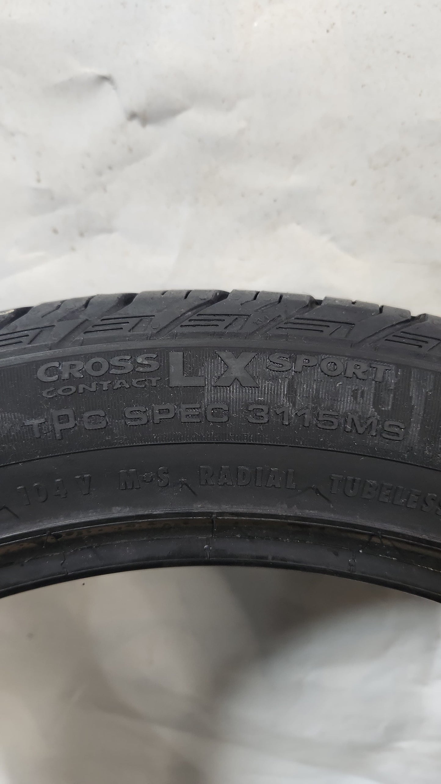 Used Tire - 265/45R21 Continental Cross Contact LX Sport