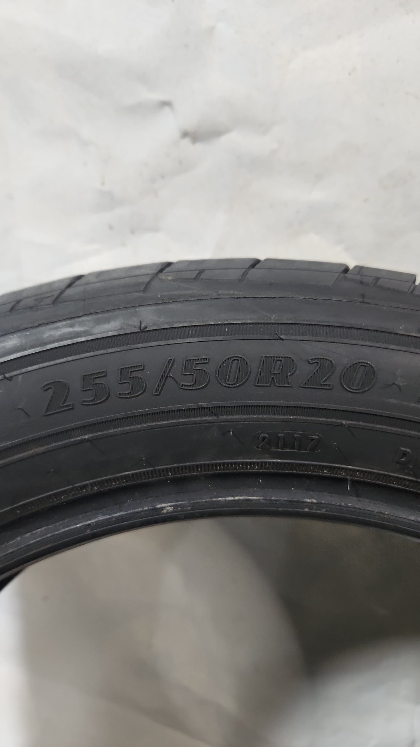 Used Tire - 255/50R20 Goodyear Assurance Finesse 7/32