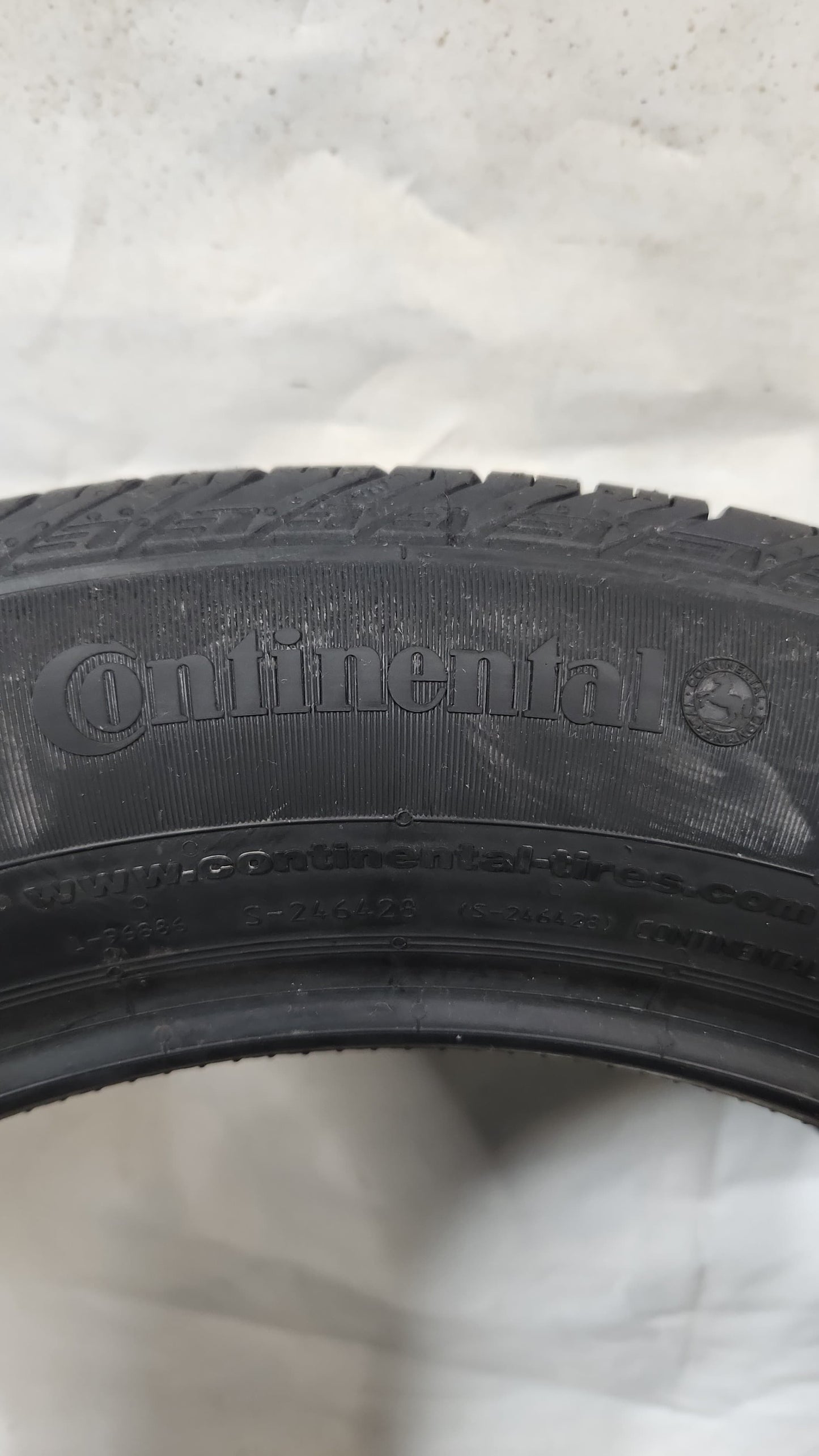 Used Tire - 235/55R19 Continental Cross Contact LX Sport 7/32