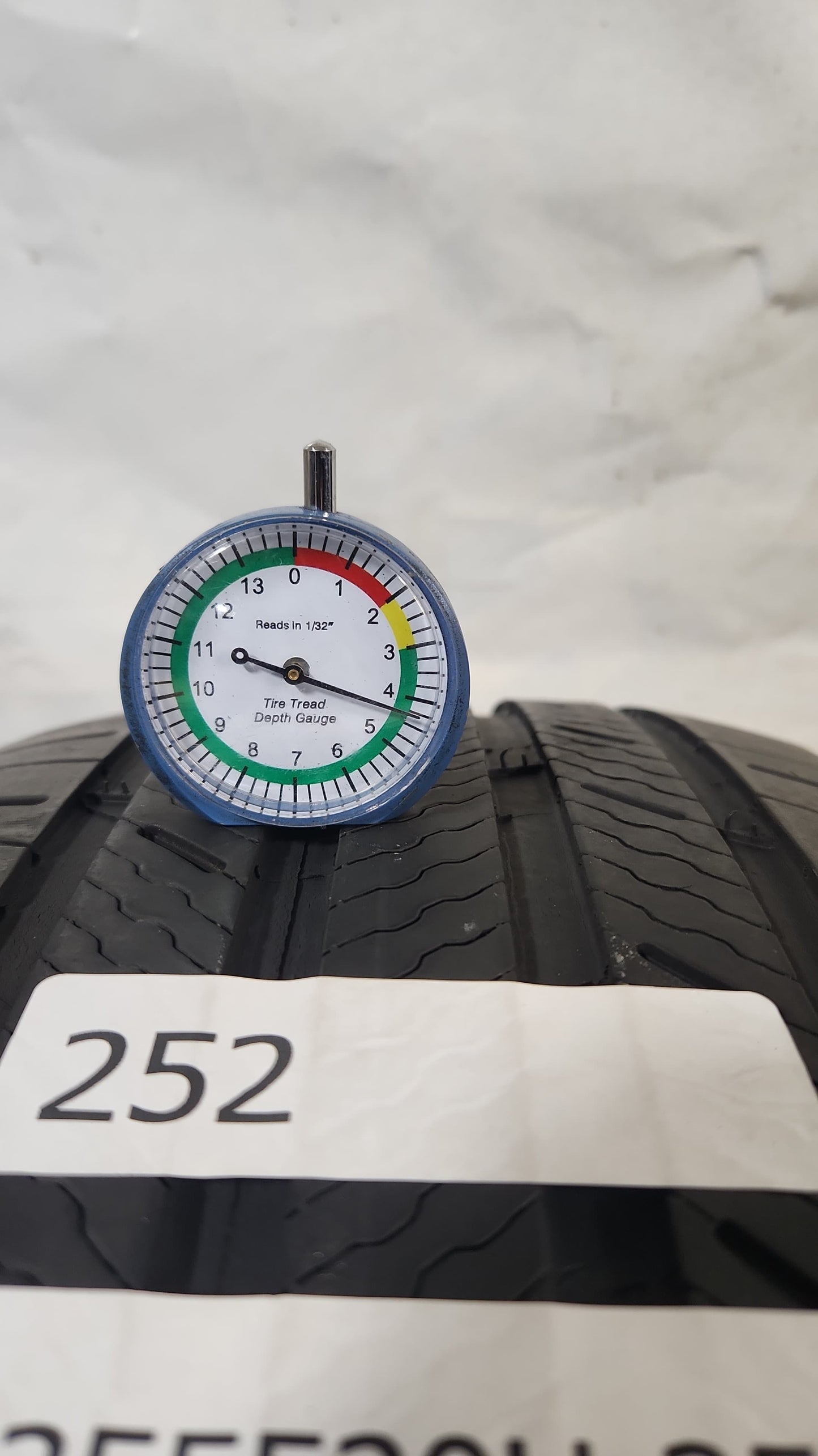 Used Tire - 235/55R20 Michelin Premier LTX