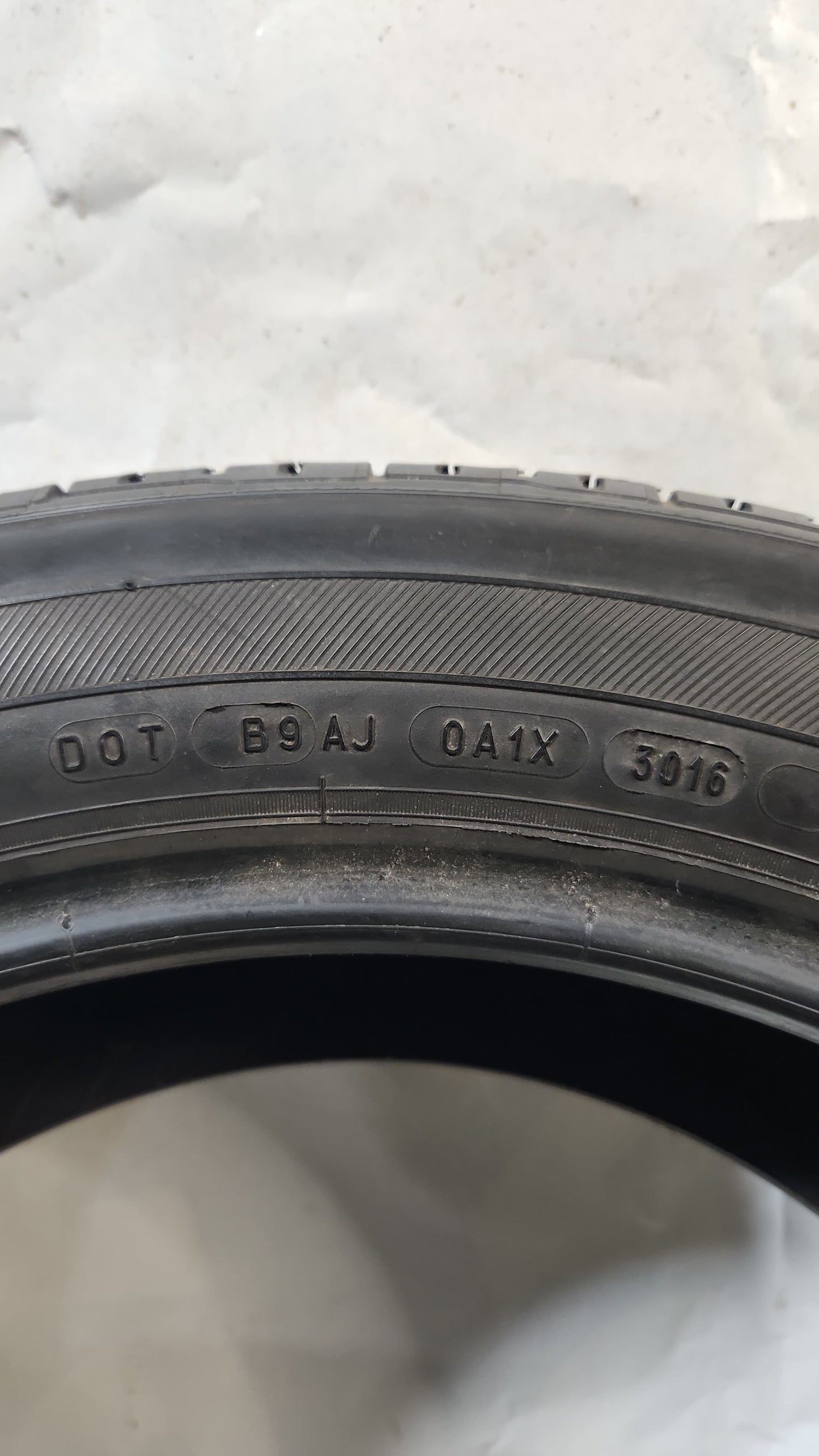Used Tire - 235/55R20 Michelin Premier LTX